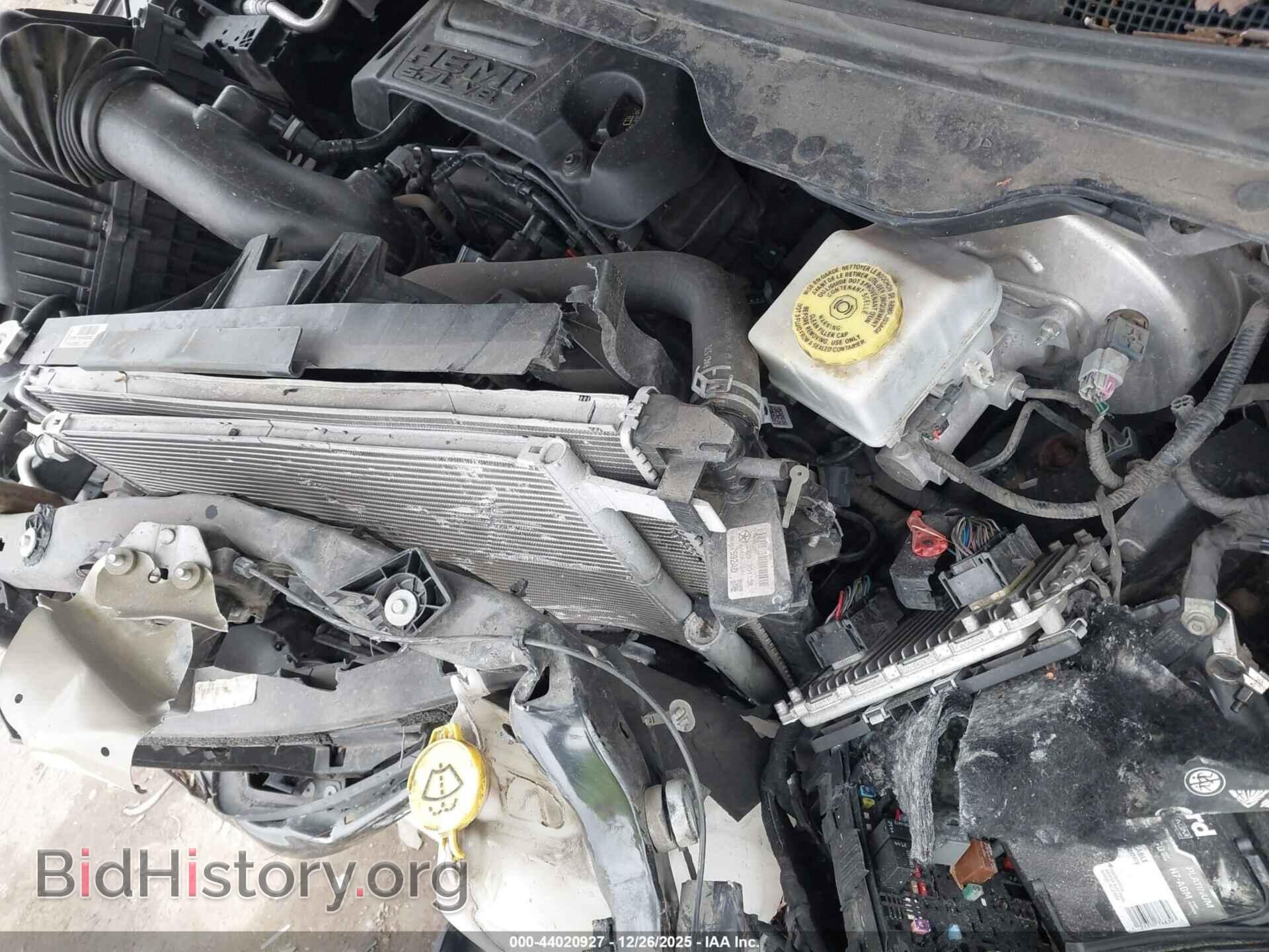2020 RAM 1500 - VIN: 1C6SRFFT2LN127933 - Фото 18