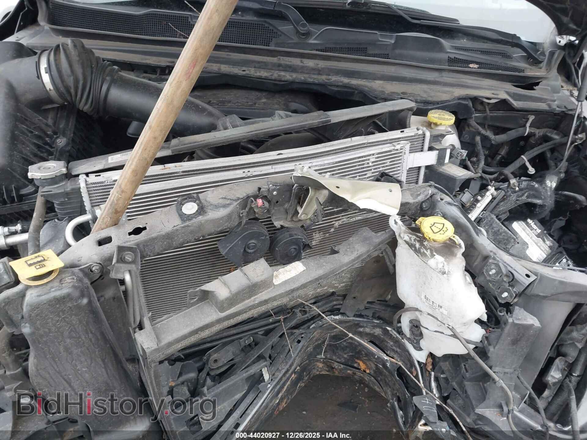 2020 RAM 1500 - VIN: 1C6SRFFT2LN127933 - Фото 10