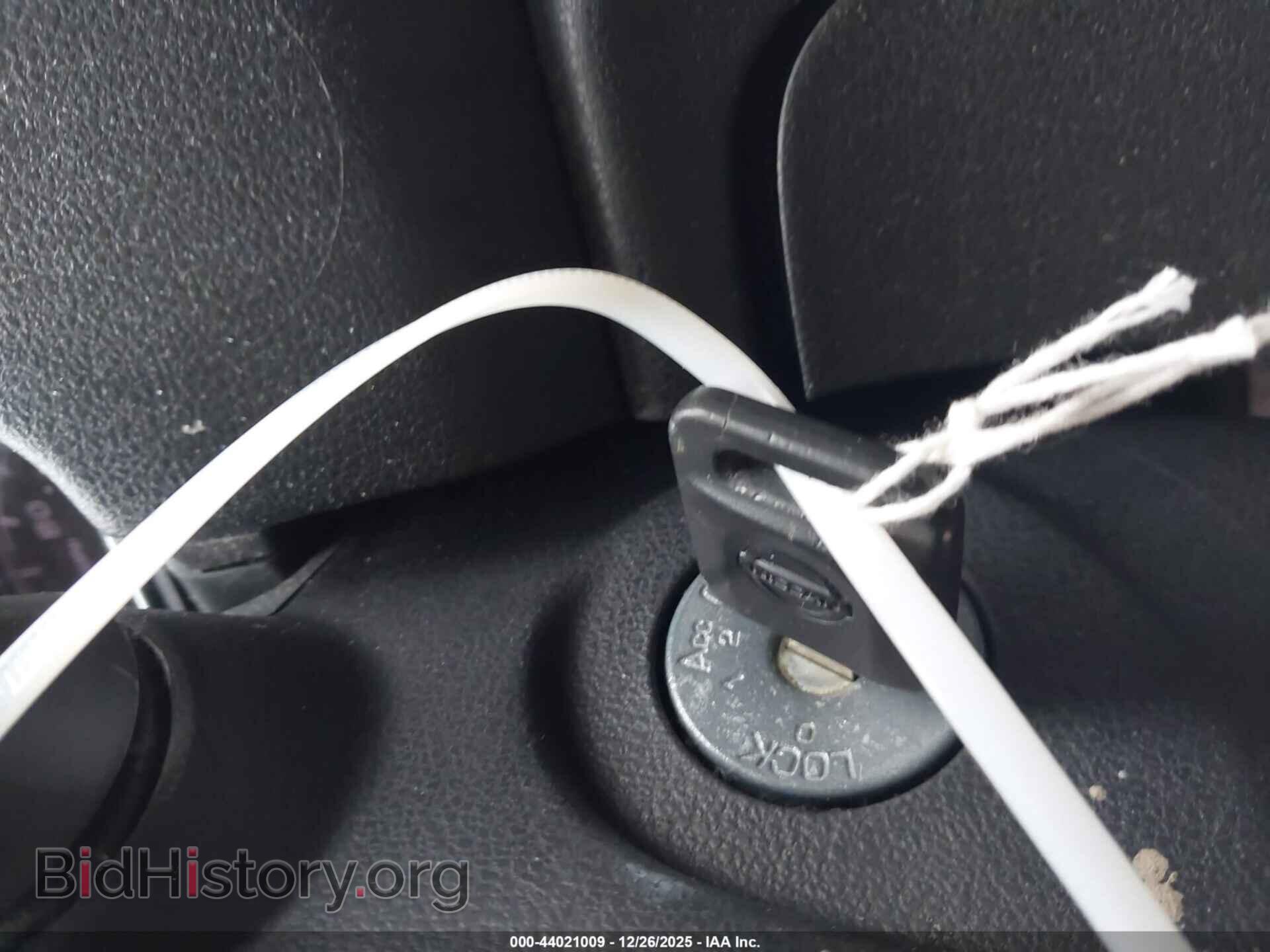 2016 NISSAN VERSA NOTE - VIN: 3N1CE2CP0GL368360 - Фото 11