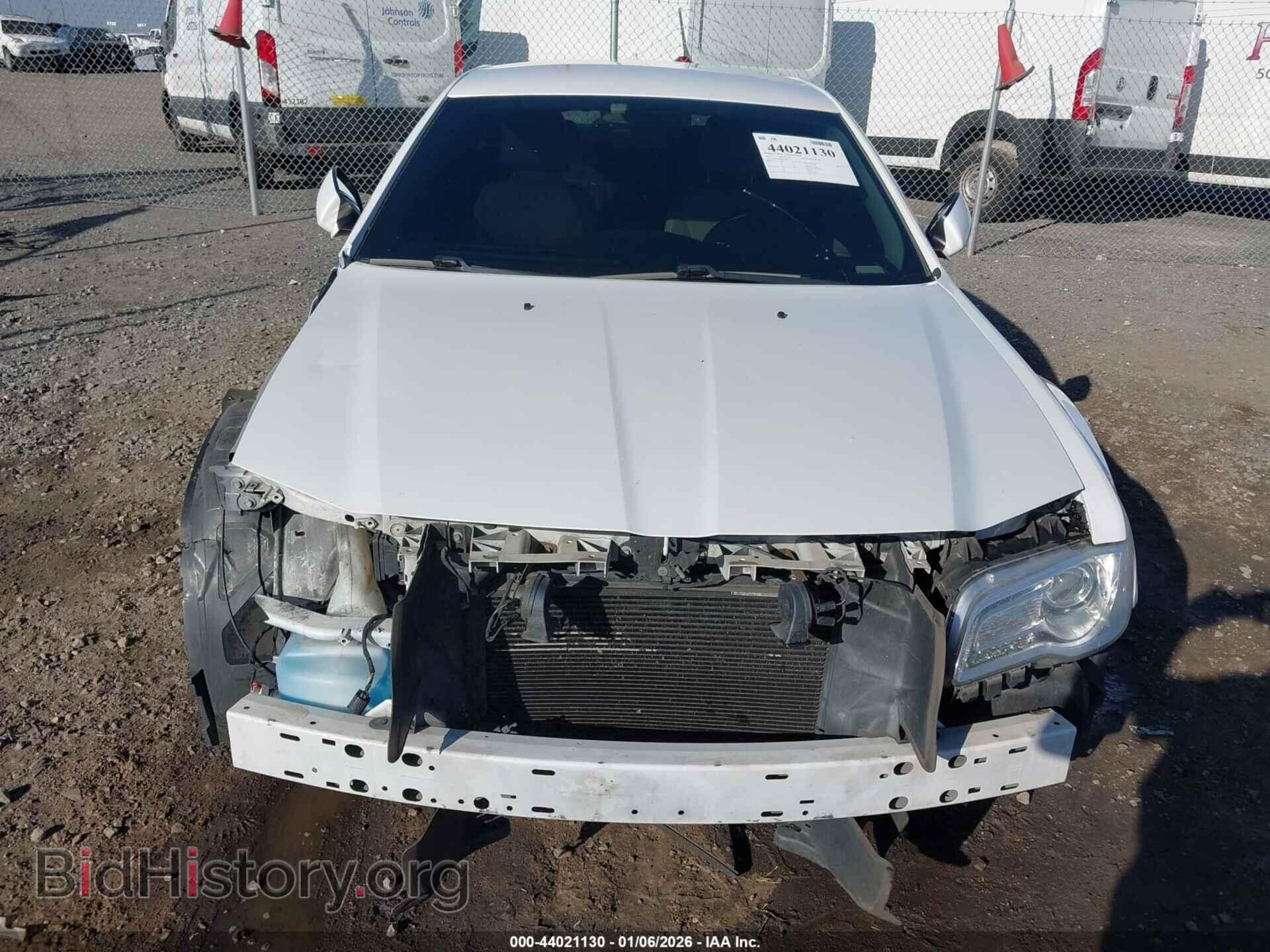 2015 CHRYSLER 300 - VIN: 2C3CCAAG0FH786770 - Фото 6