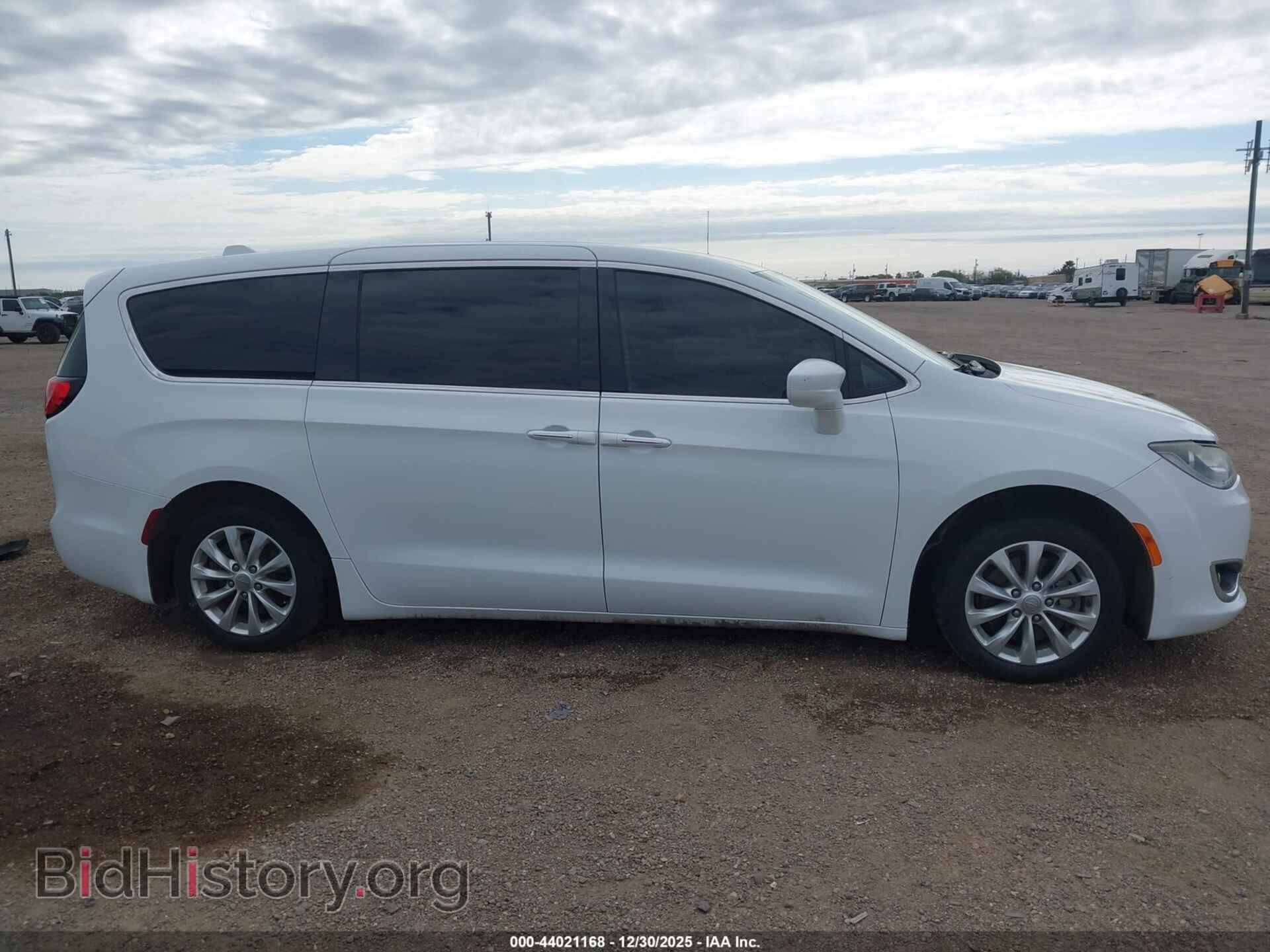 2018 CHRYSLER PACIFICA - VIN: 2C4RC1FG7JR280192 - Photo 13