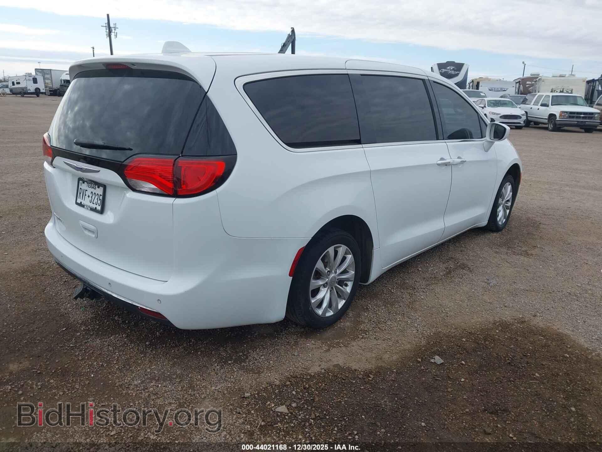 2018 CHRYSLER PACIFICA - VIN: 2C4RC1FG7JR280192 - Photo 4
