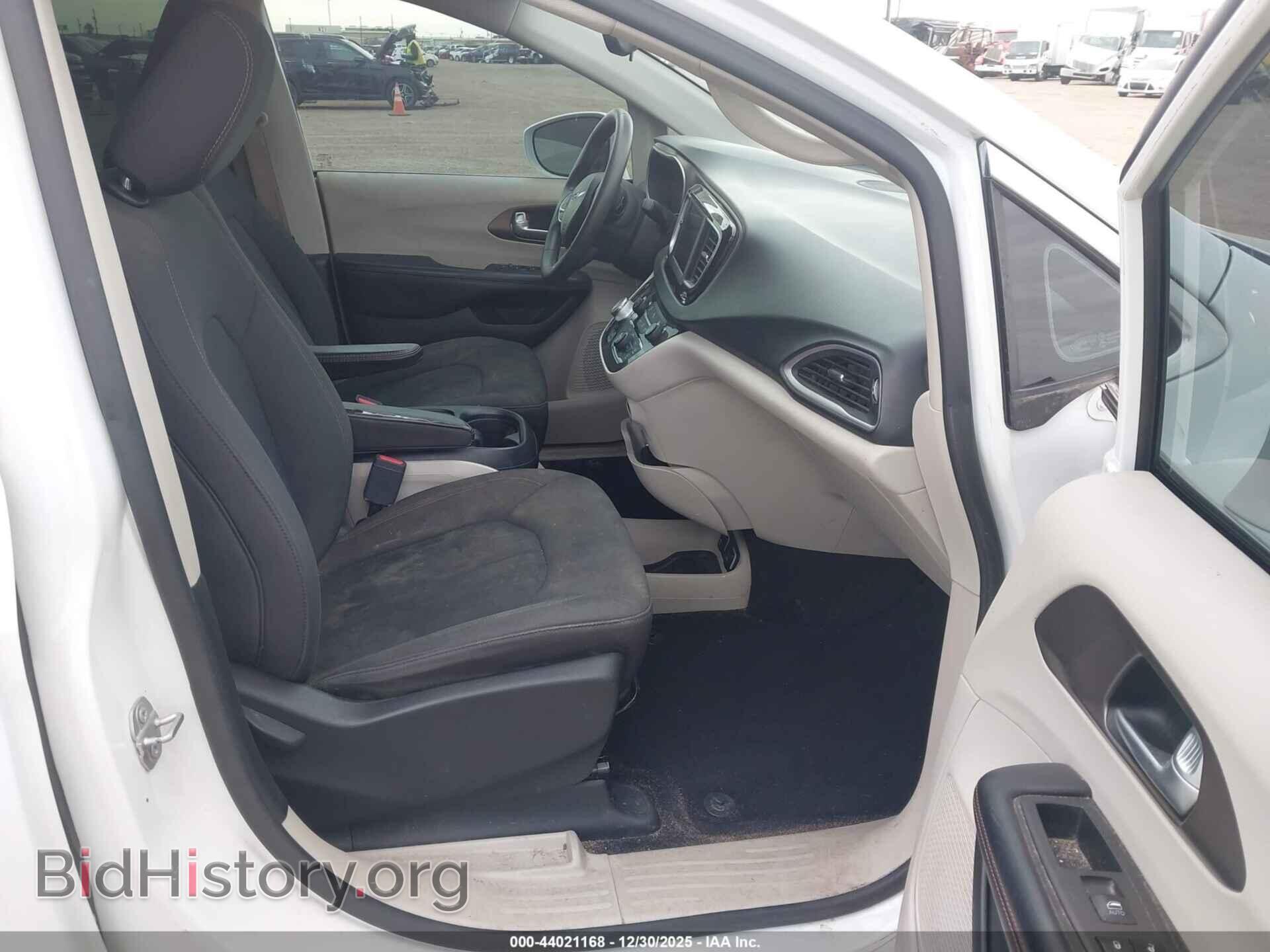 2018 CHRYSLER PACIFICA - VIN: 2C4RC1FG7JR280192 - Photo 5