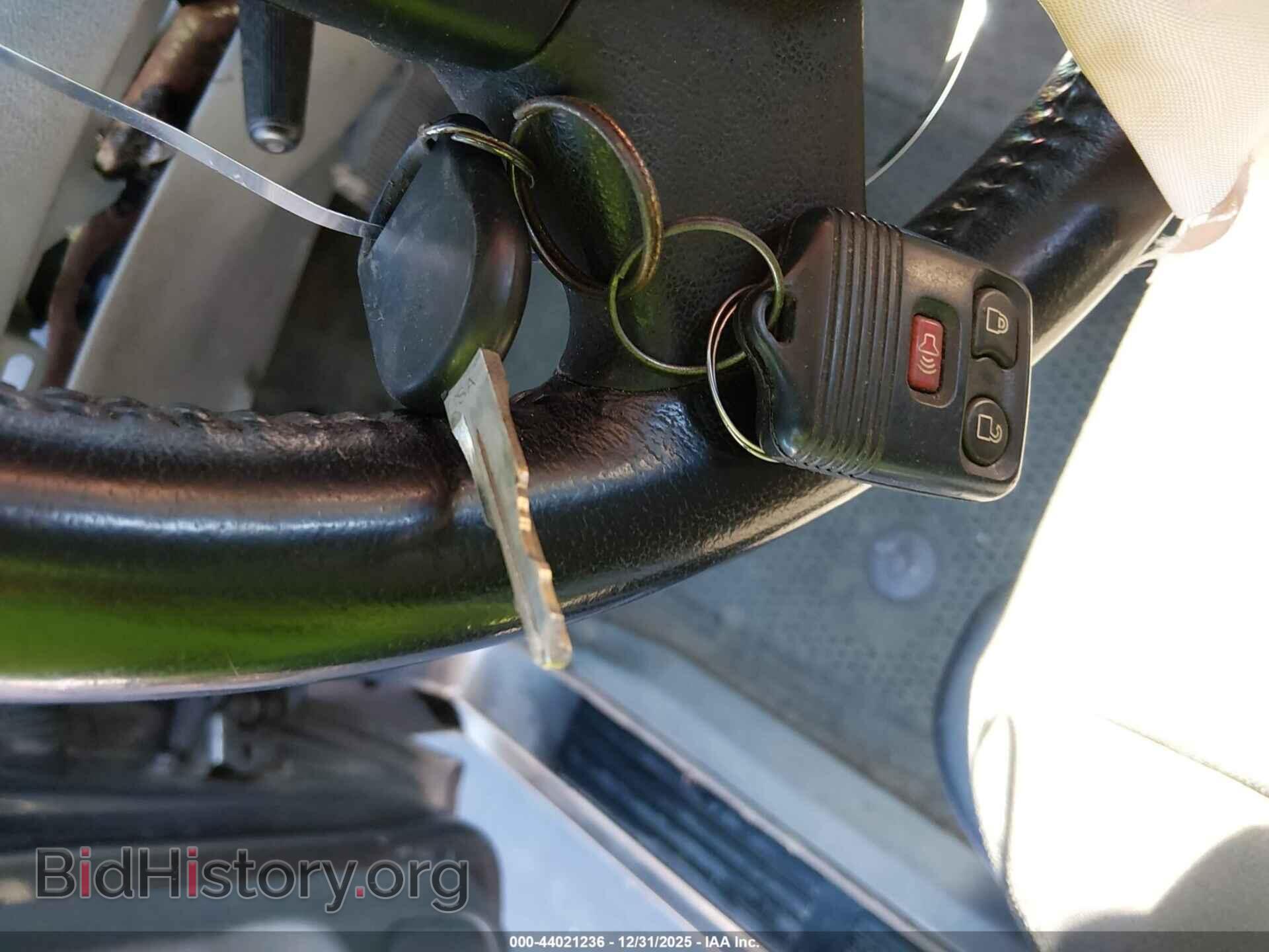 2011 FORD RANGER - VIN: 1FTKR4EE7BPB13075 - Фото 11