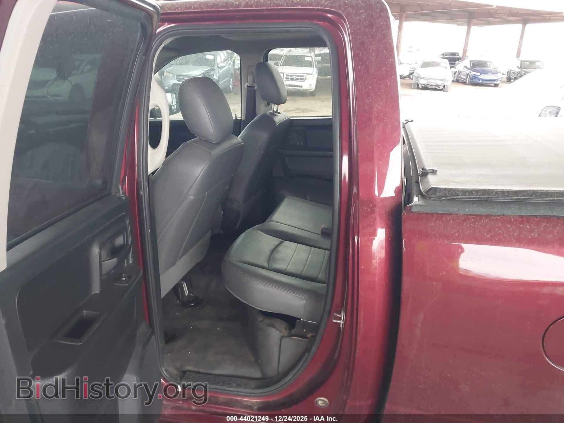 2018 RAM 1500 - VIN: 1C6RR6FG7JS119486 - Фото 18