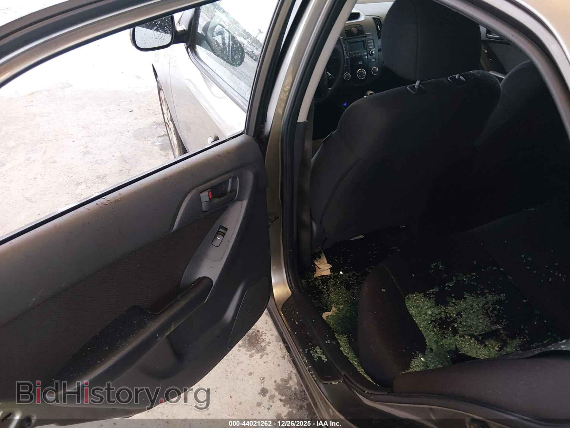 2012 KIA FORTE - VIN: KNAFU4A27C5636800 - Фото 6