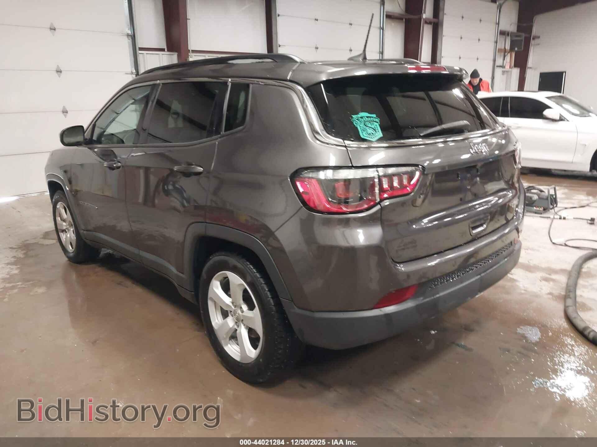 2021 JEEP COMPASS - VIN: 3C4NJCBB0MT563898 - Фото 3