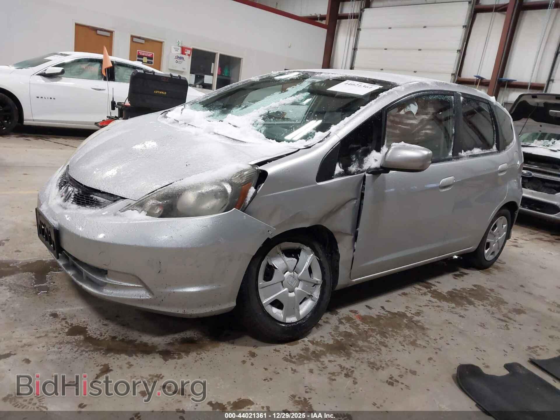 2013 HONDA FIT - VIN: JHMGE8G3XDC082837 - Фото 2