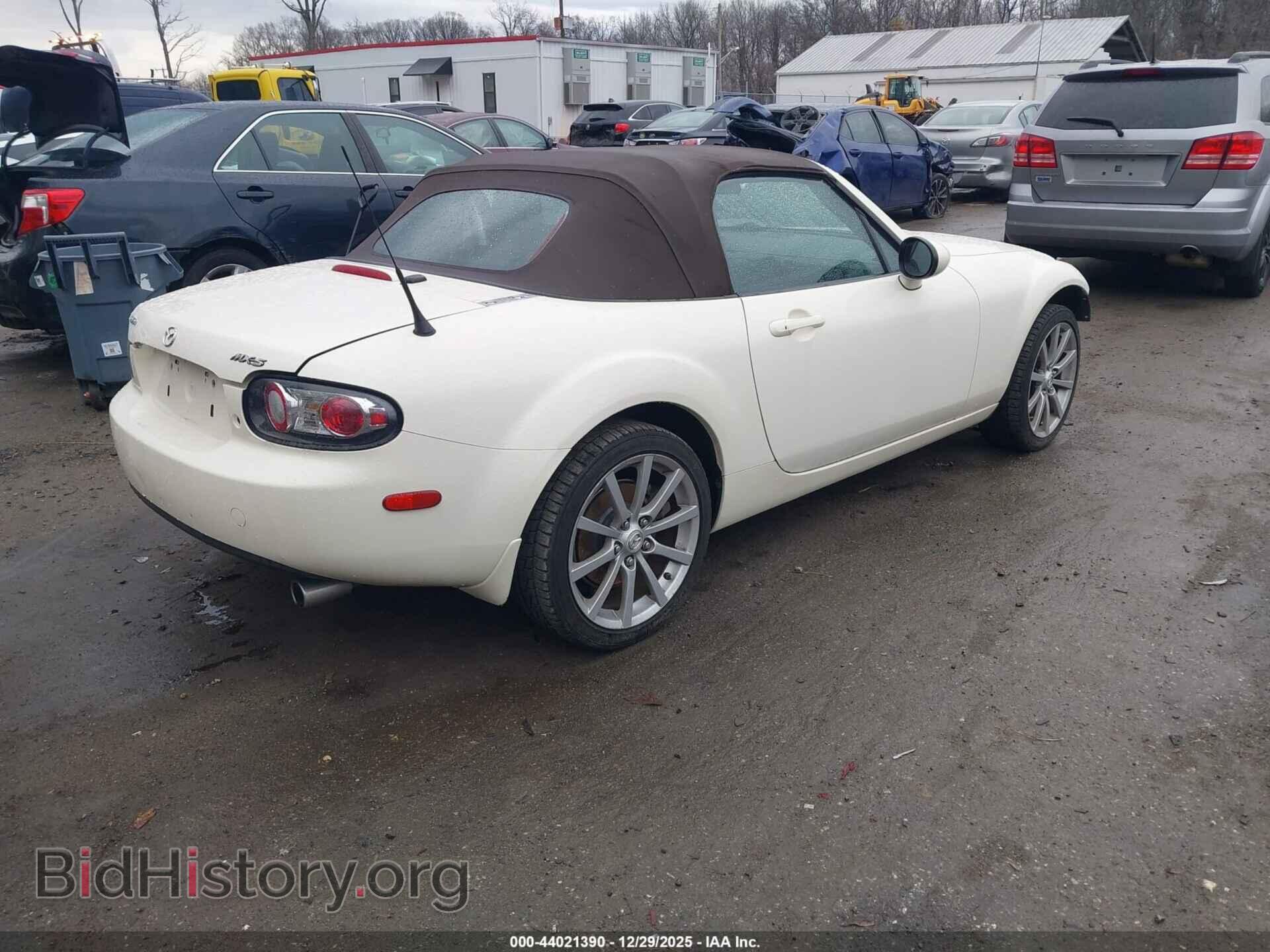 2007 MAZDA MX-5 - VIN: JM1NC25F270136906 - Фото 4