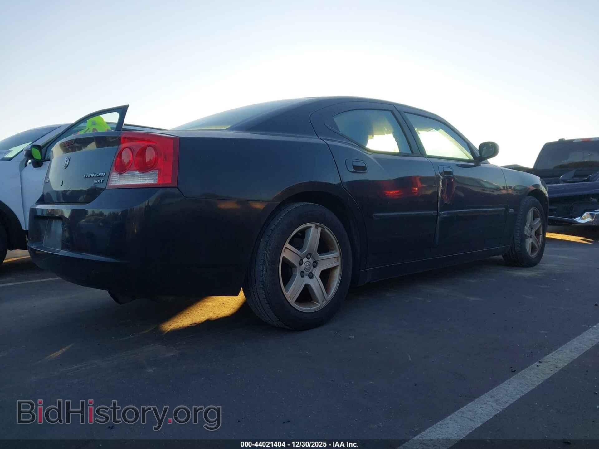 2010 DODGE CHARGER - VIN: 2B3CA3CV5AH264249 - Фото 4