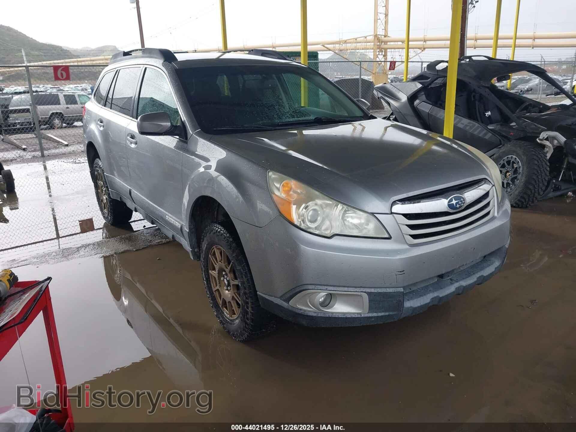 Photo 4S4BRBCC8B3418111 - SUBARU OUTBACK 2011