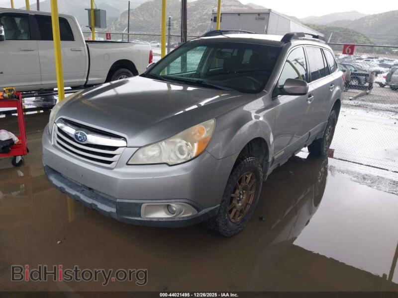 2011 Subaru OUTBACK (VIN 4S4BRBCC8B3418111) — фото 2 из 11