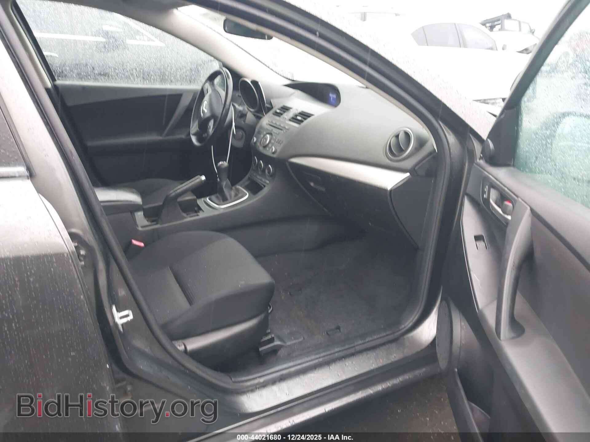 2013 MAZDA MAZDA3 - VIN: JM1BL1L84D1706010 - Фото 5
