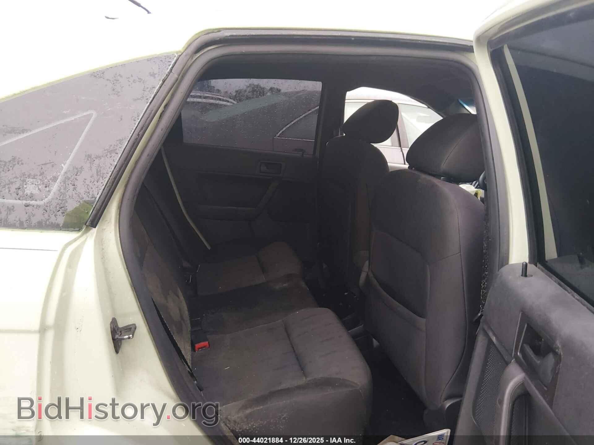 2010 FORD FOCUS - VIN: 1FAHP3FN8AW235978 - Фото 8