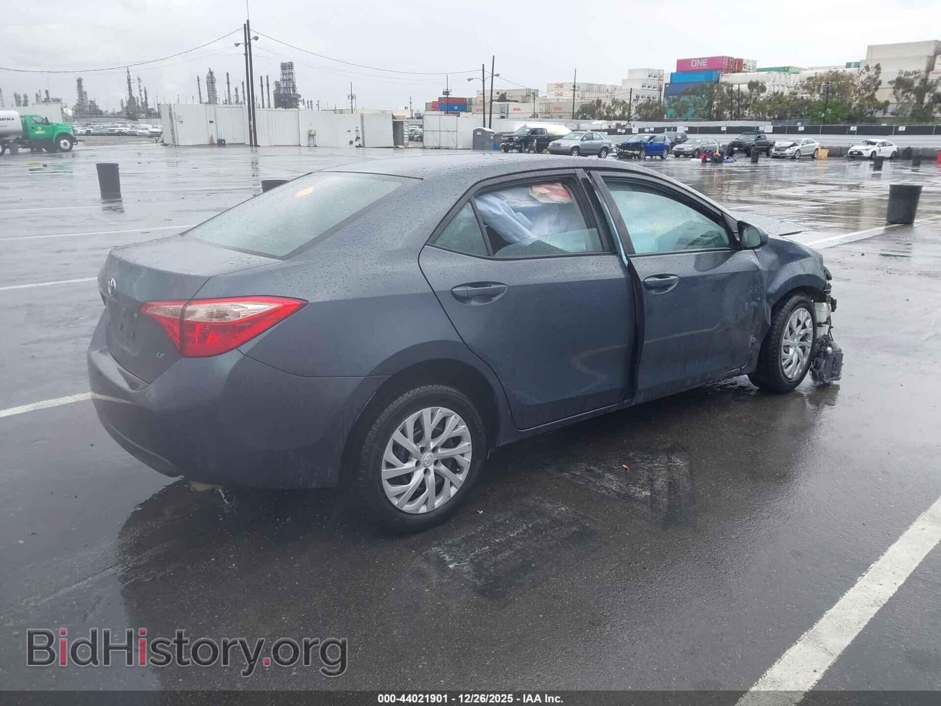 2017 TOYOTA COROLLA - VIN: 5YFBURHE3HP727698 - Фото 4