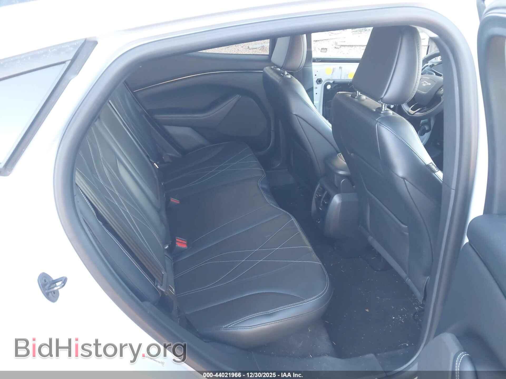 2022 FORD MUSTANG MACH-E - VIN: 3FMTK1RM7NMA21639 - Фото 8