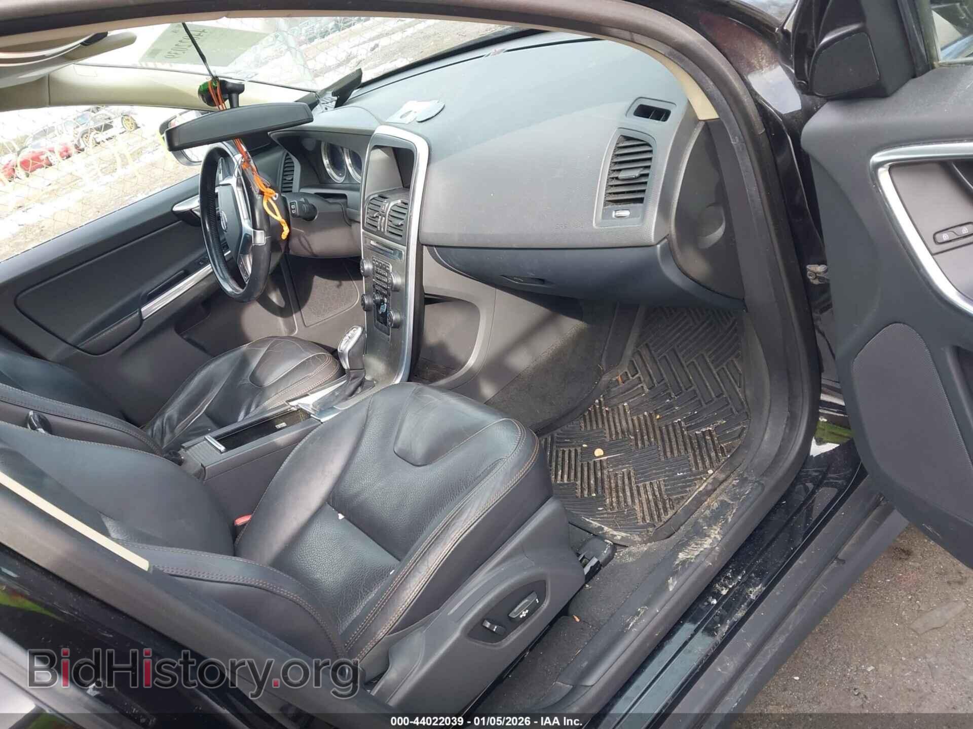2013 VOLVO XC60 - VIN: YV4940DZ2D2423402 - Фото 5