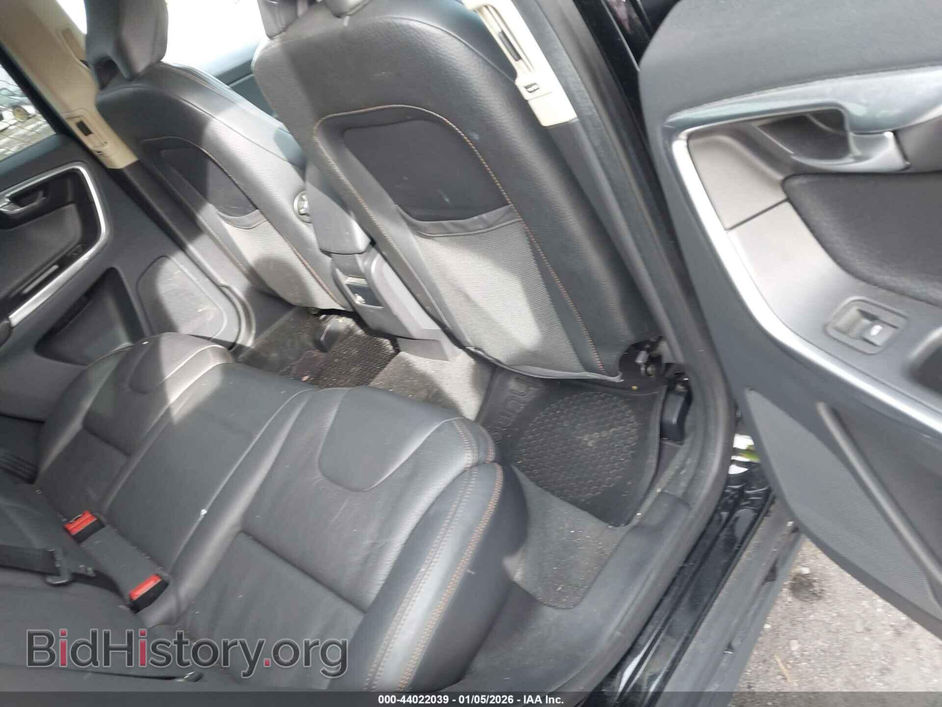 2013 VOLVO XC60 - VIN: YV4940DZ2D2423402 - Фото 8