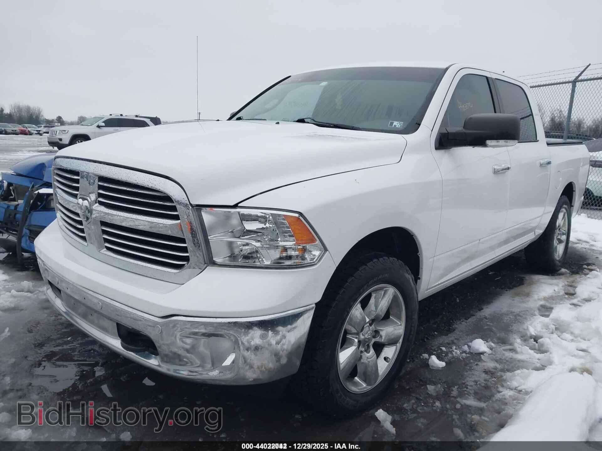 2016 RAM 1500 - VIN: 1C6RR7LM1GS118469 - Фото 2