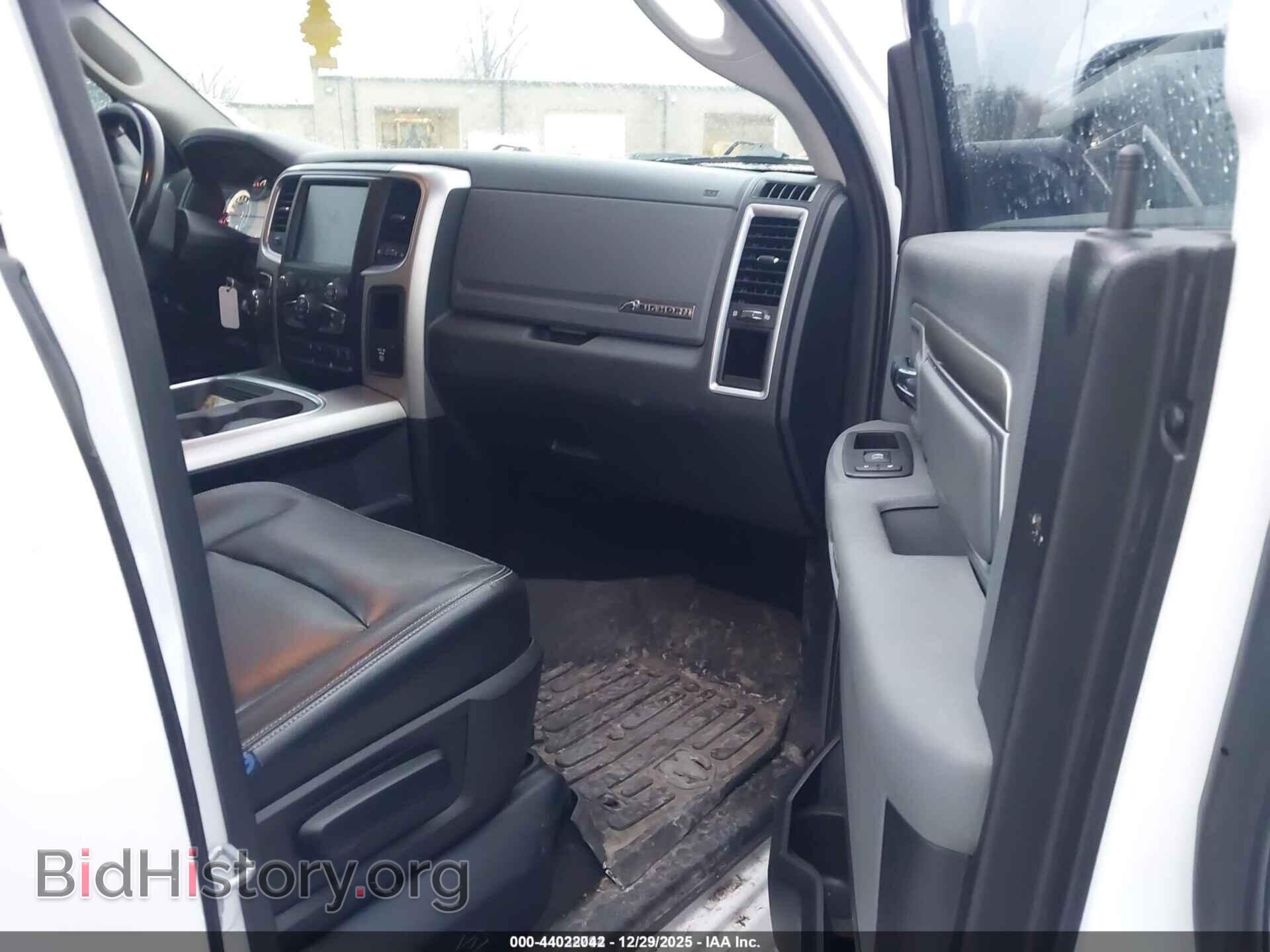 2016 RAM 1500 - VIN: 1C6RR7LM1GS118469 - Фото 5