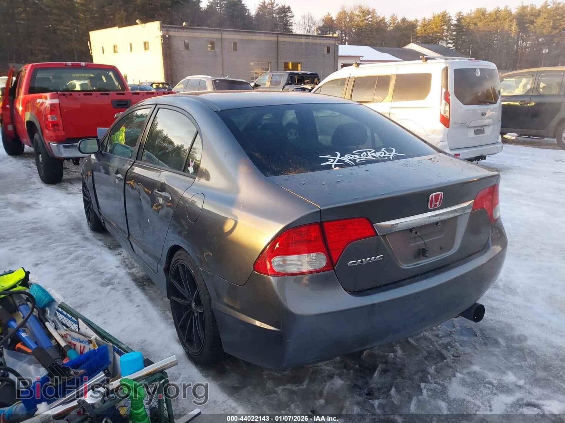 2011 HONDA CIVIC - VIN: 2HGFA1F82BH523496 - Фото 3