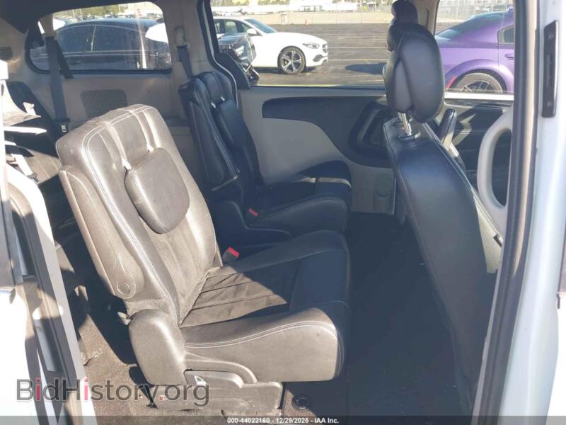 2016 Dodge GRAND CARAVAN (VIN 2C4RDGCGXGR368358) — фото 8 из 17