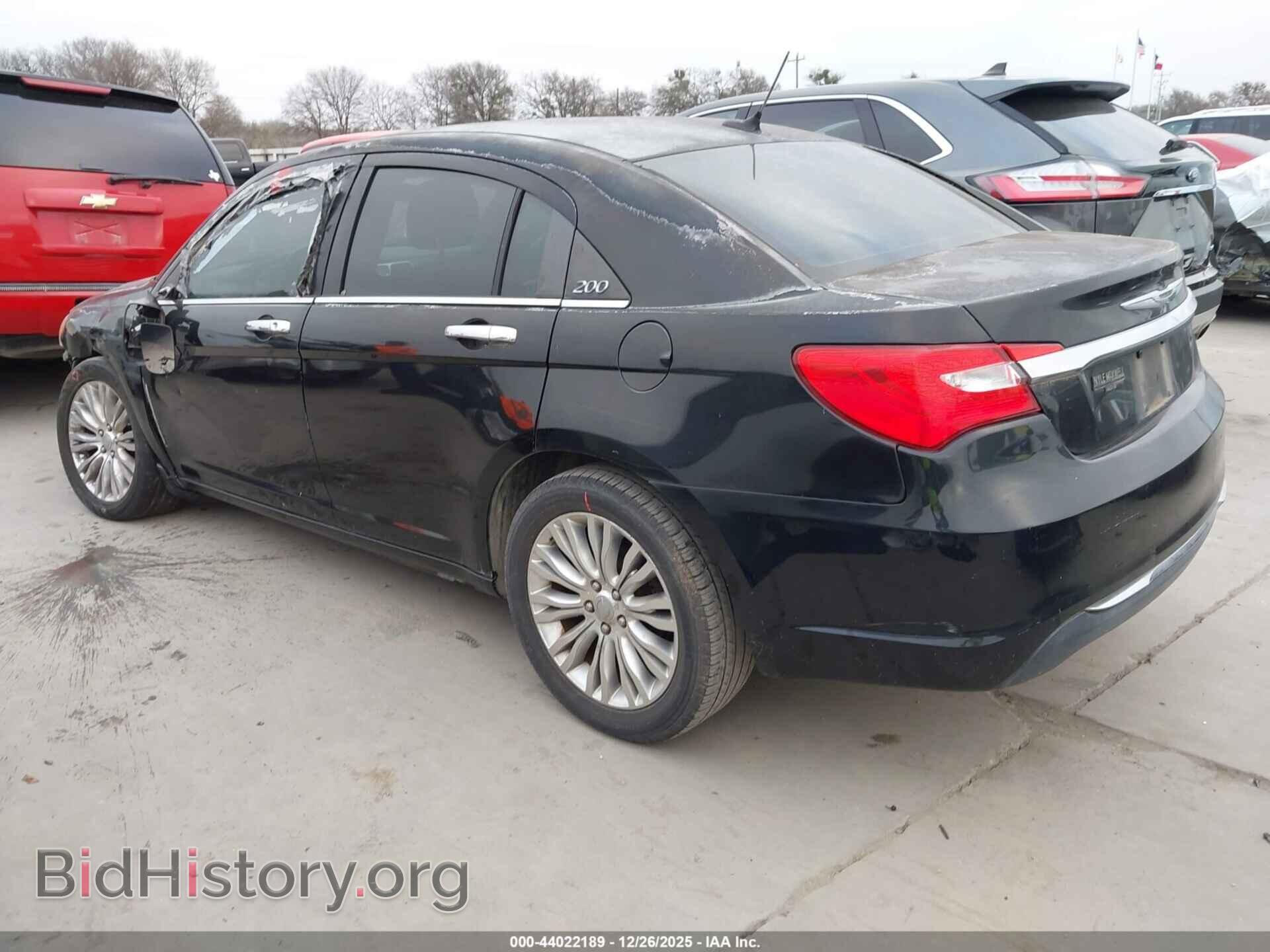 2011 CHRYSLER 200 - VIN: 1C3BC2FB7BN581740 - Photo 3