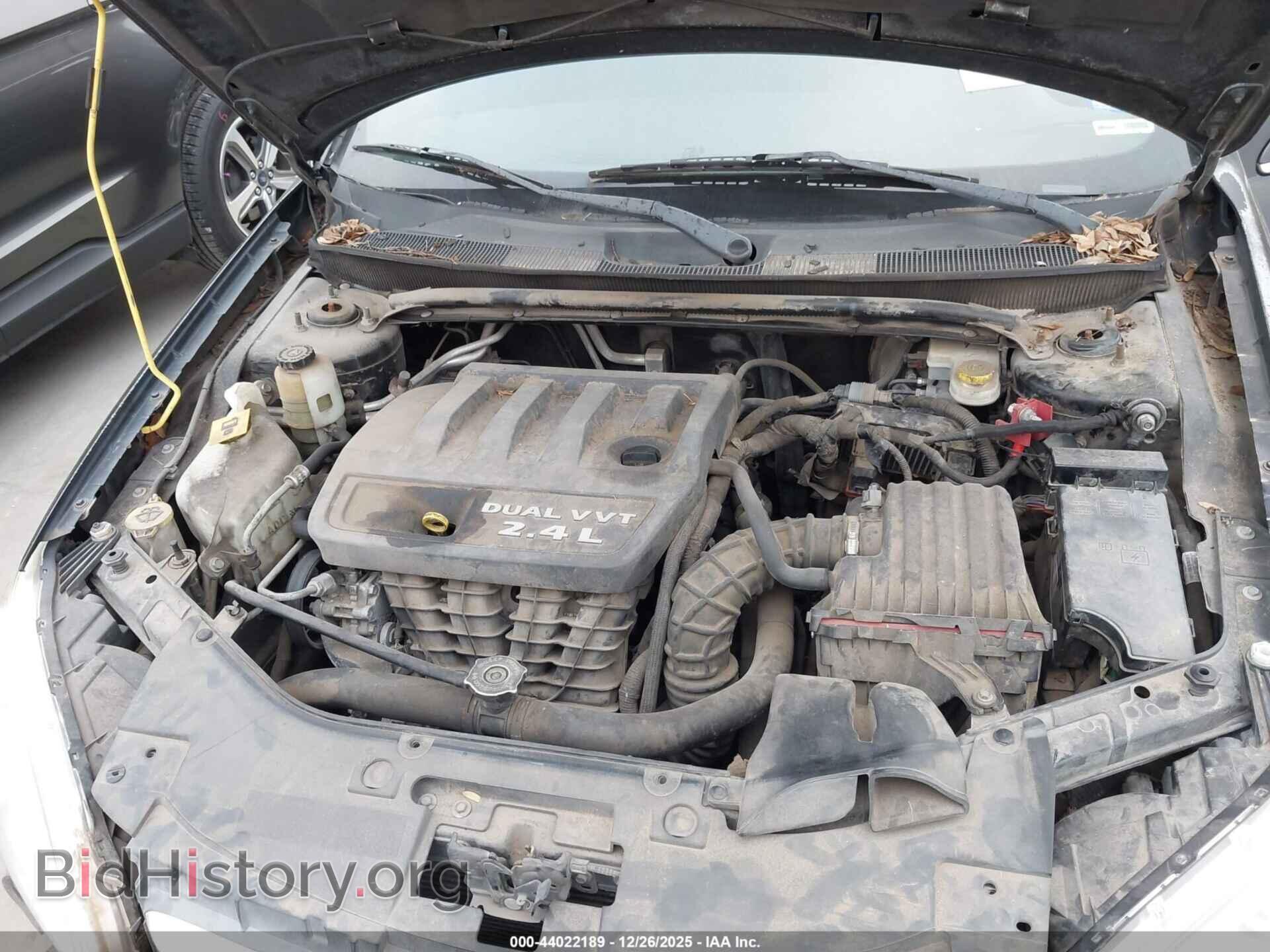 2011 CHRYSLER 200 - VIN: 1C3BC2FB7BN581740 - Photo 10