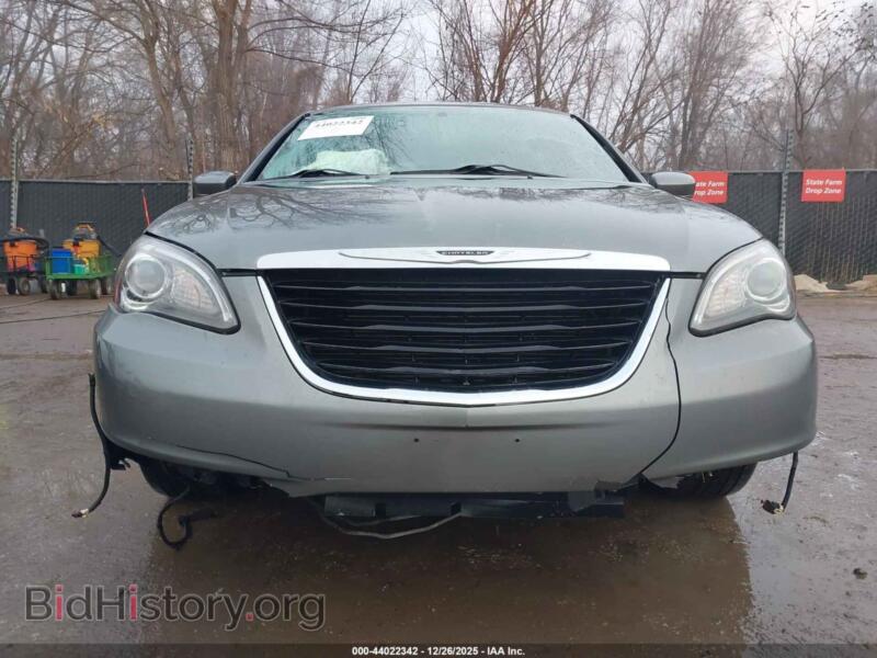 2012 Chrysler 200 (VIN 1C3CCBBG1CN257772) — photo 6 of 19