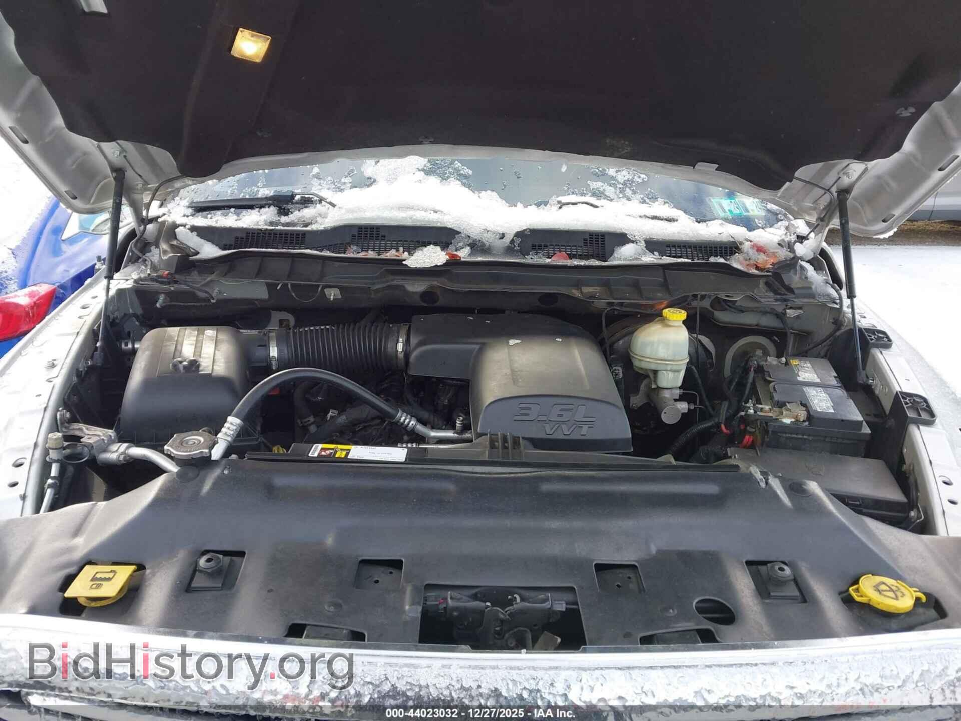 2016 RAM 1500 - VIN: 1C6RR7LG1GS342674 - Фото 10