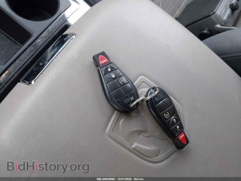 2012 RAM 1500 (VIN 1C6RD7GT2CS171840) — photo 11 of 18