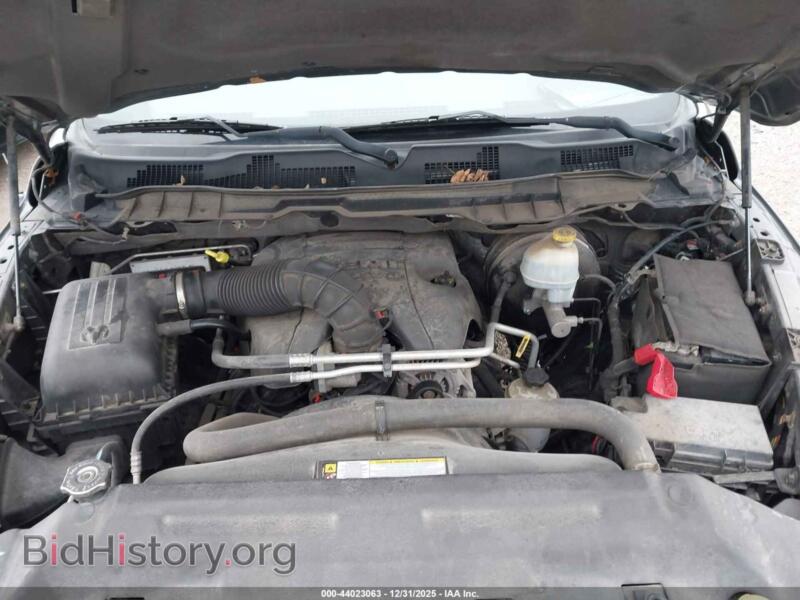 2012 RAM 1500 (VIN 1C6RD7GT2CS171840) — photo 10 of 18