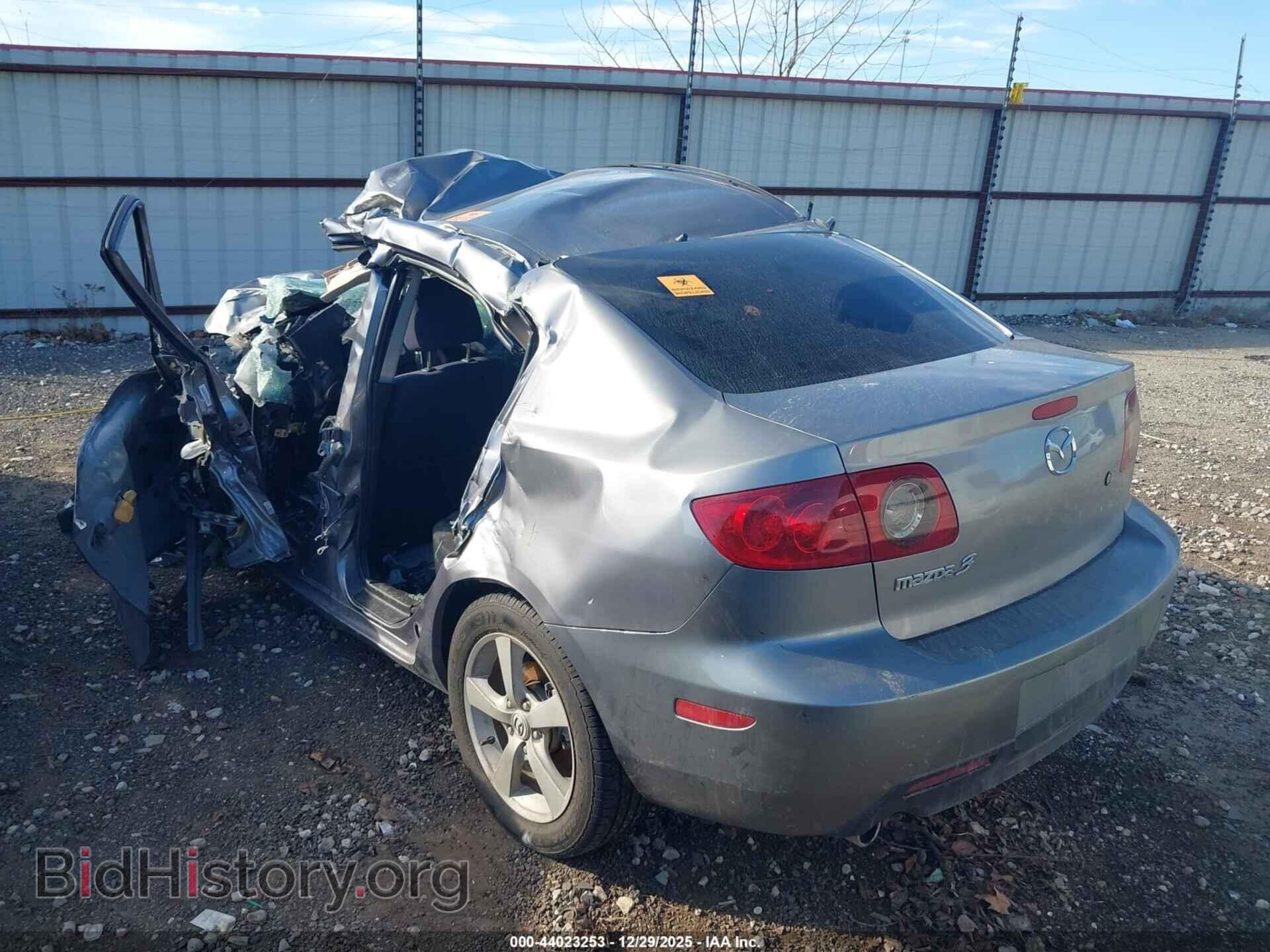 2005 MAZDA MAZDA3 - VIN: JM1BK32F451319070 - Фото 3