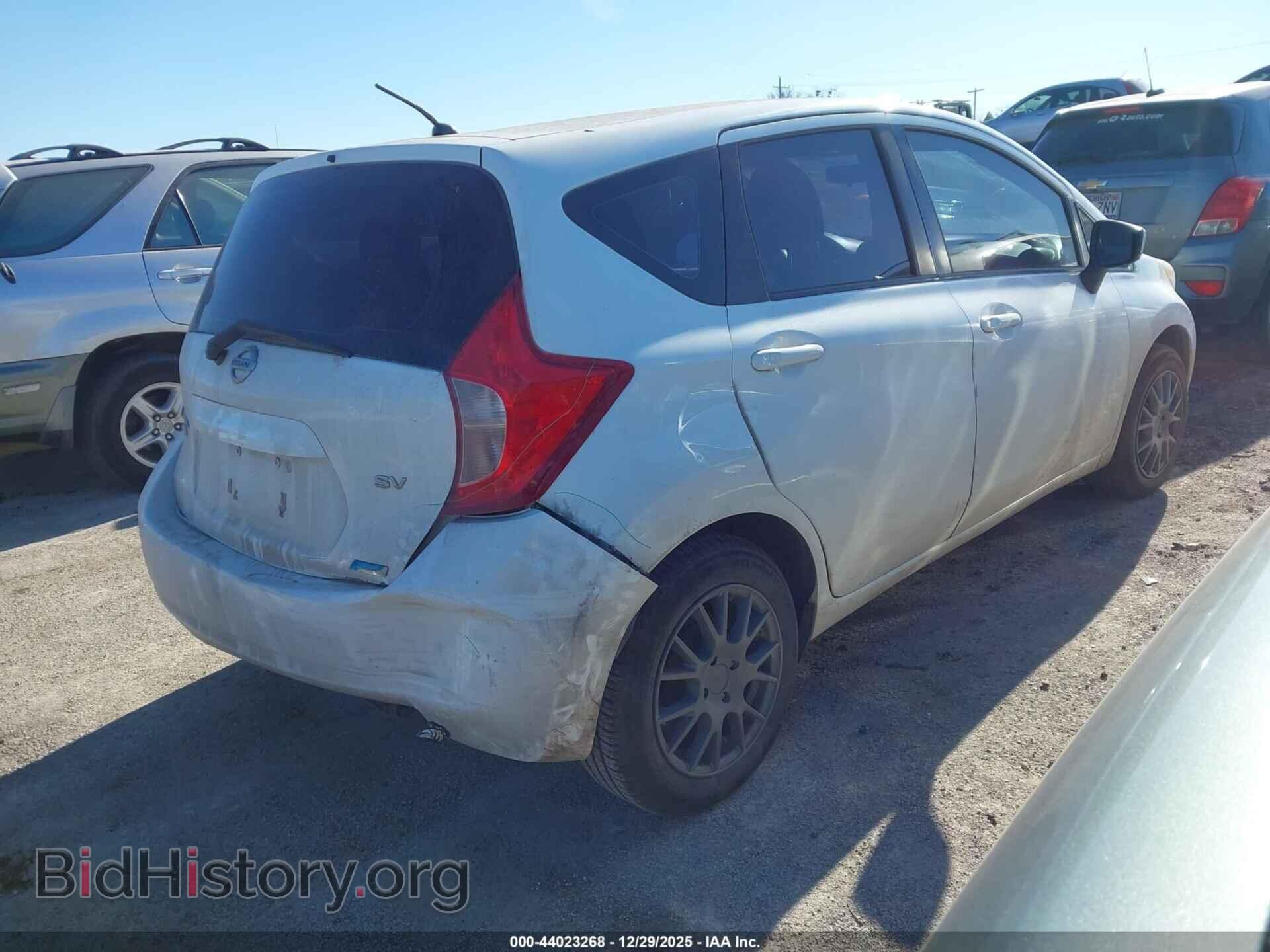 2015 NISSAN VERSA NOTE - VIN: 3N1CE2CPXFL421726 - Фото 4