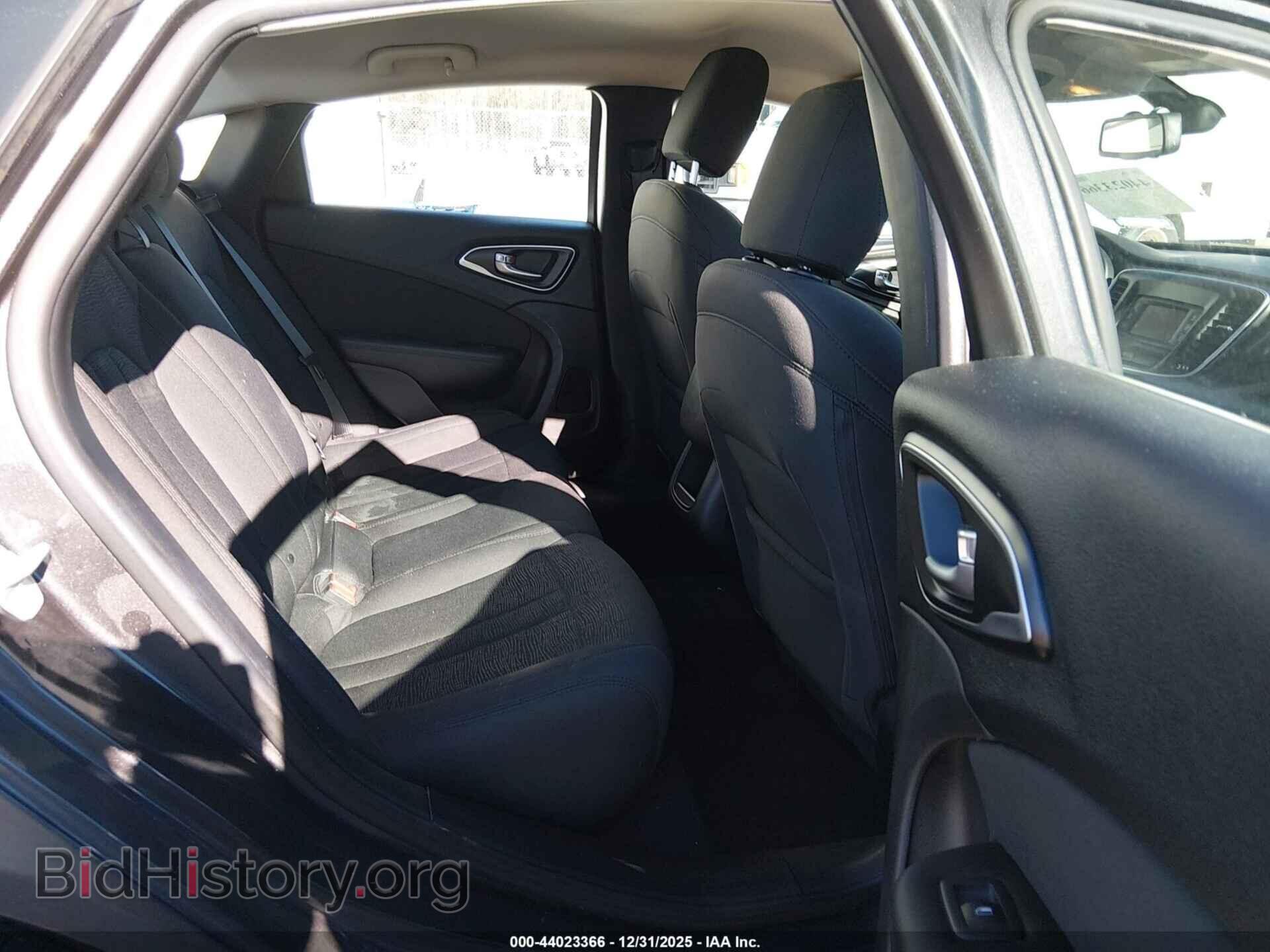 2016 CHRYSLER 200 - VIN: 1C3CCCAB6GN133286 - Фото 8
