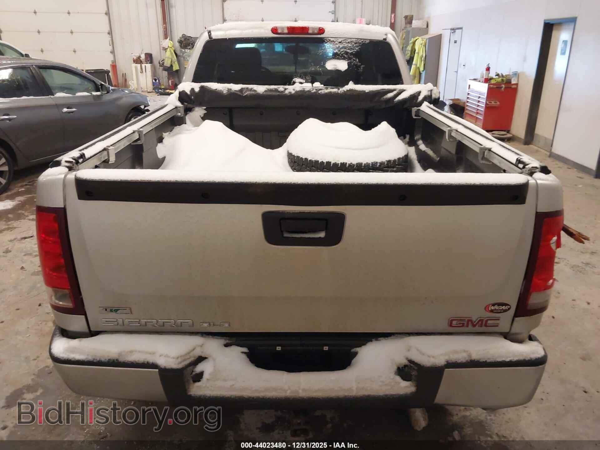 2010 GMC SIERRA 1500 - VIN: 1GTSKVE33AZ257217 - Фото 16