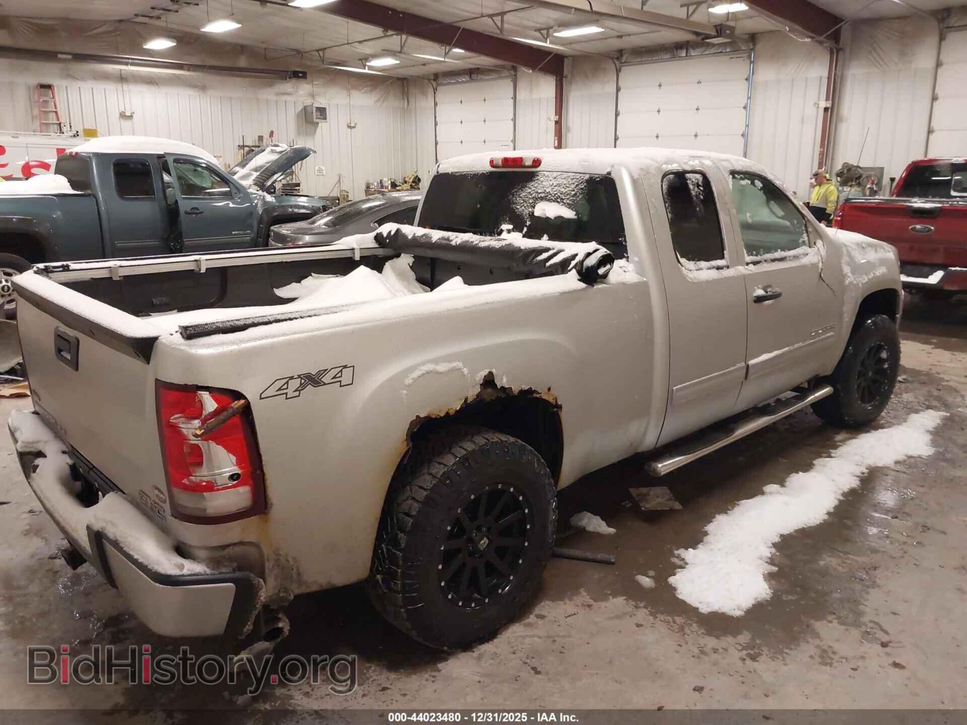 2010 GMC SIERRA 1500 - VIN: 1GTSKVE33AZ257217 - Фото 6