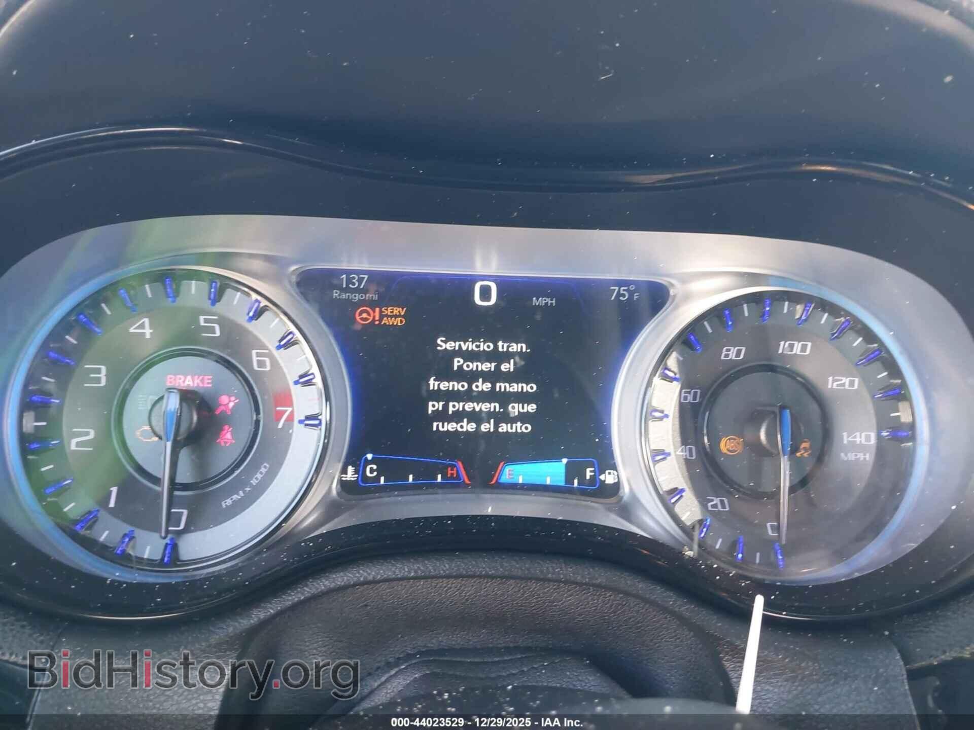 2018 CHRYSLER 300 - VIN: 2C3CCAGG9JH267300 - Фото 15