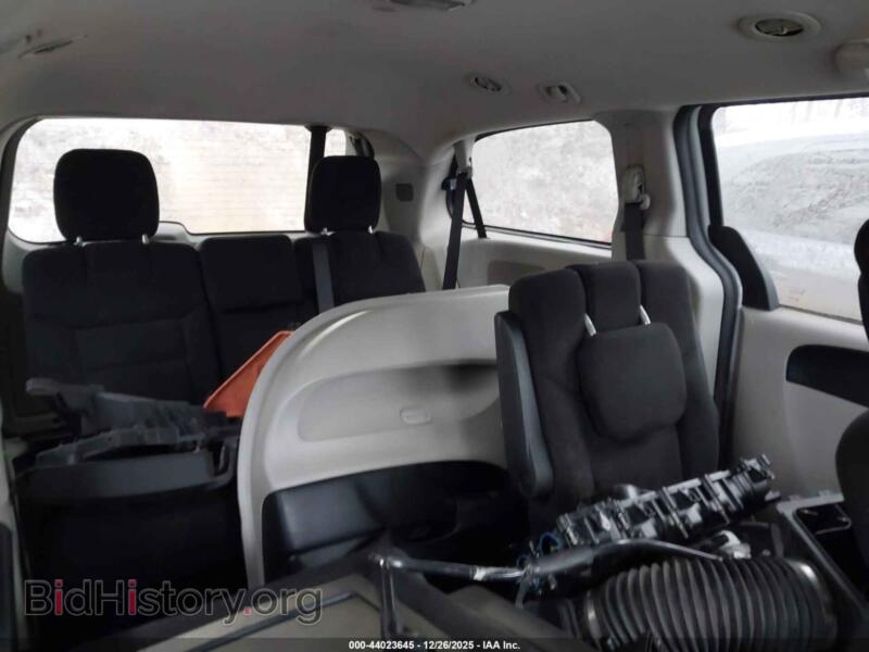 2016 Dodge GRAND CARAVAN (VIN 2C4RDGCG2GR201735) — photo 8 of 11