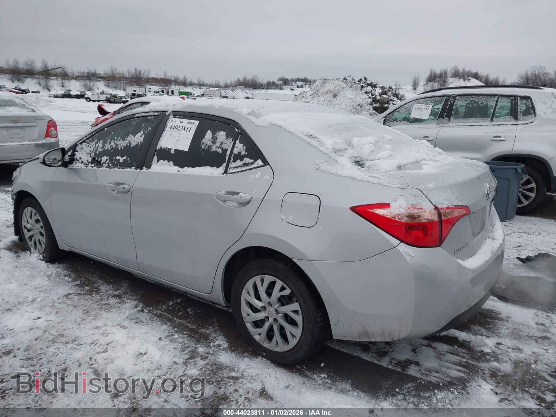 2017 TOYOTA COROLLA - VIN: 2T1BURHE2HC882047 - Фото 3