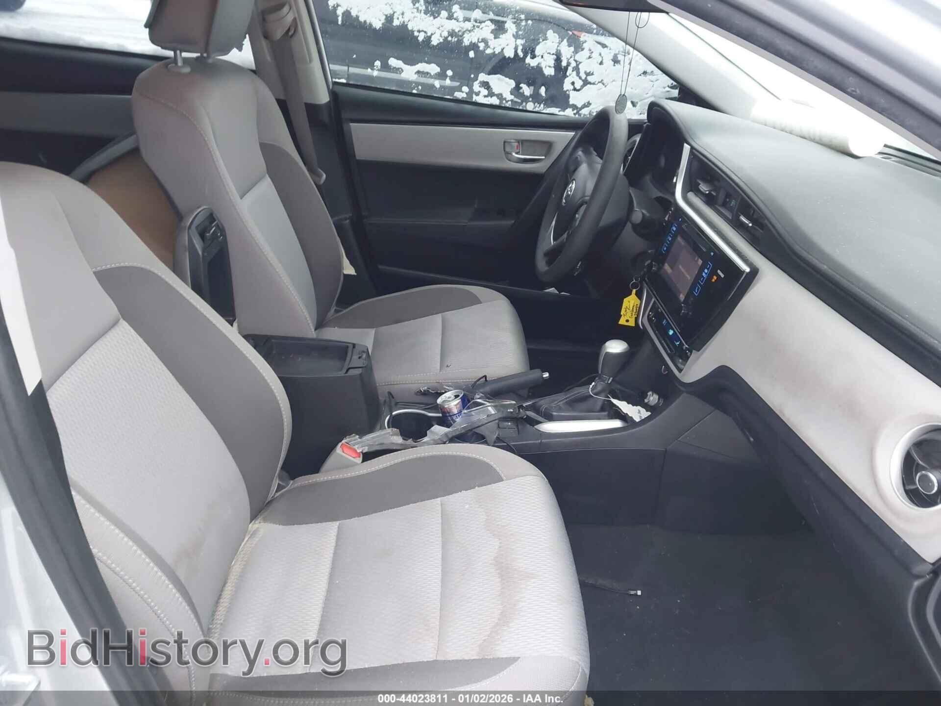 2017 TOYOTA COROLLA - VIN: 2T1BURHE2HC882047 - Фото 5