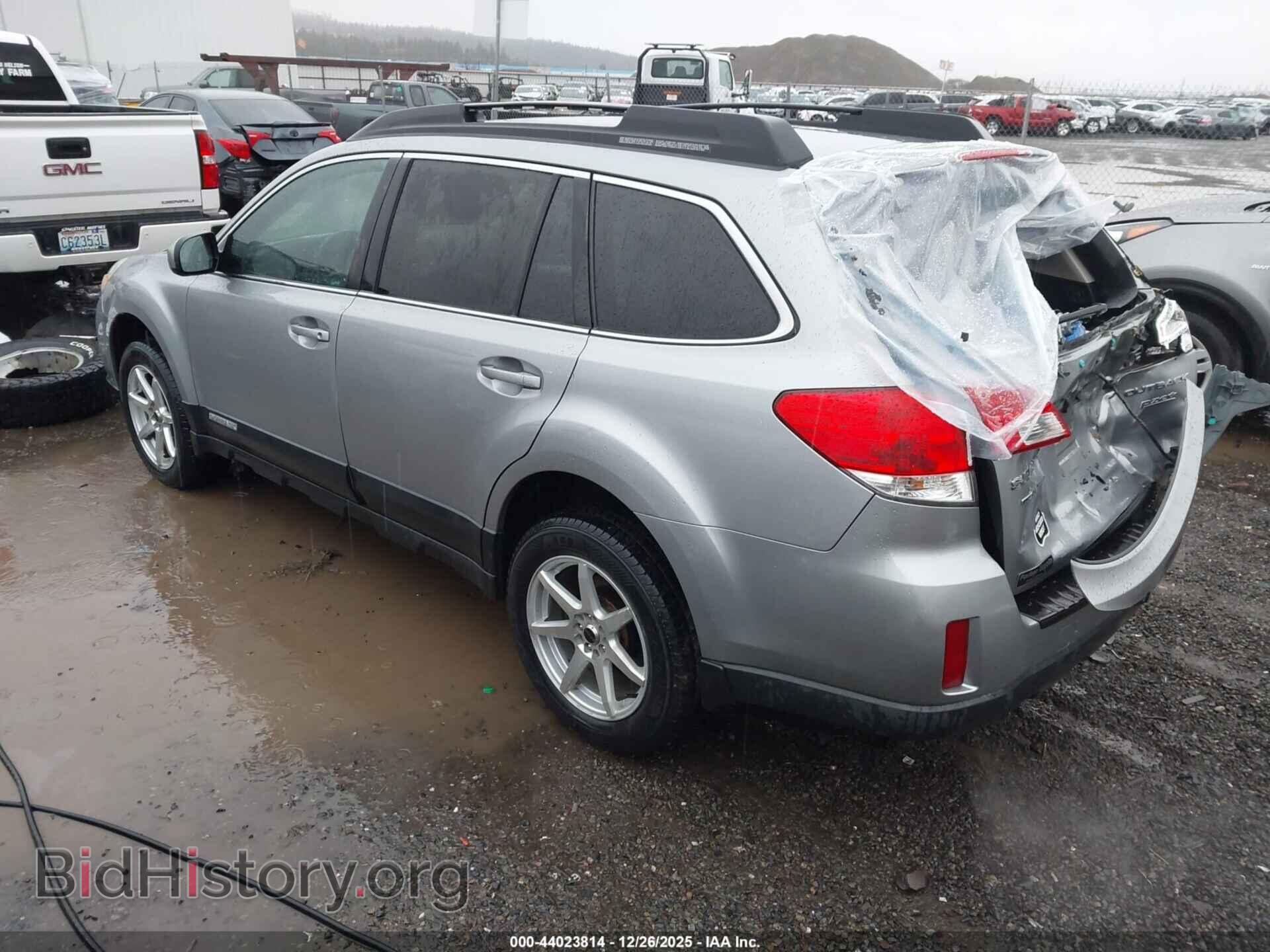 2011 SUBARU OUTBACK - VIN: 4S4BRBCC9B3446757 - Фото 3