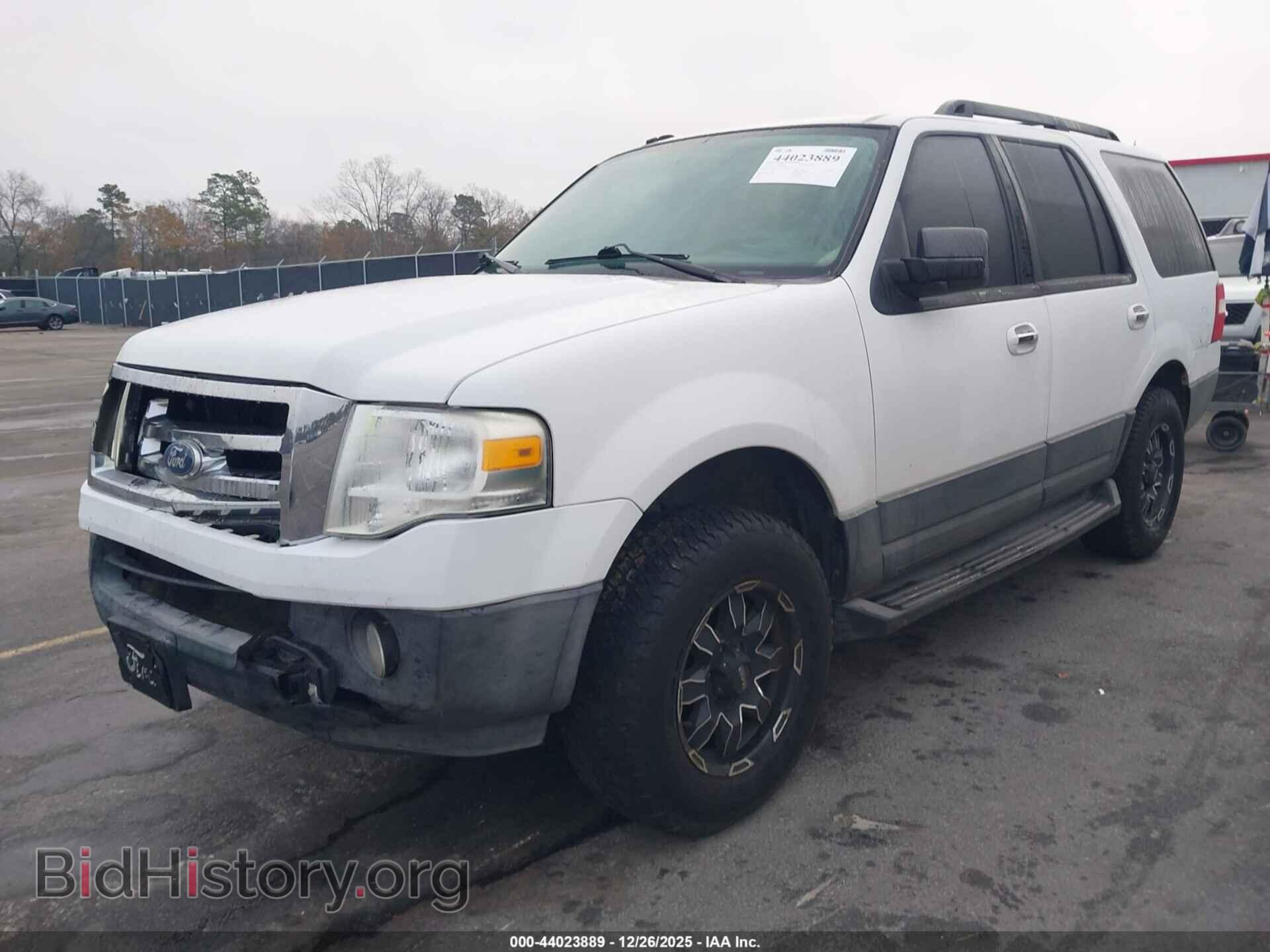 2011 FORD EXPEDITION - VIN: 1FMJU1F50BEF44470 - Фото 2