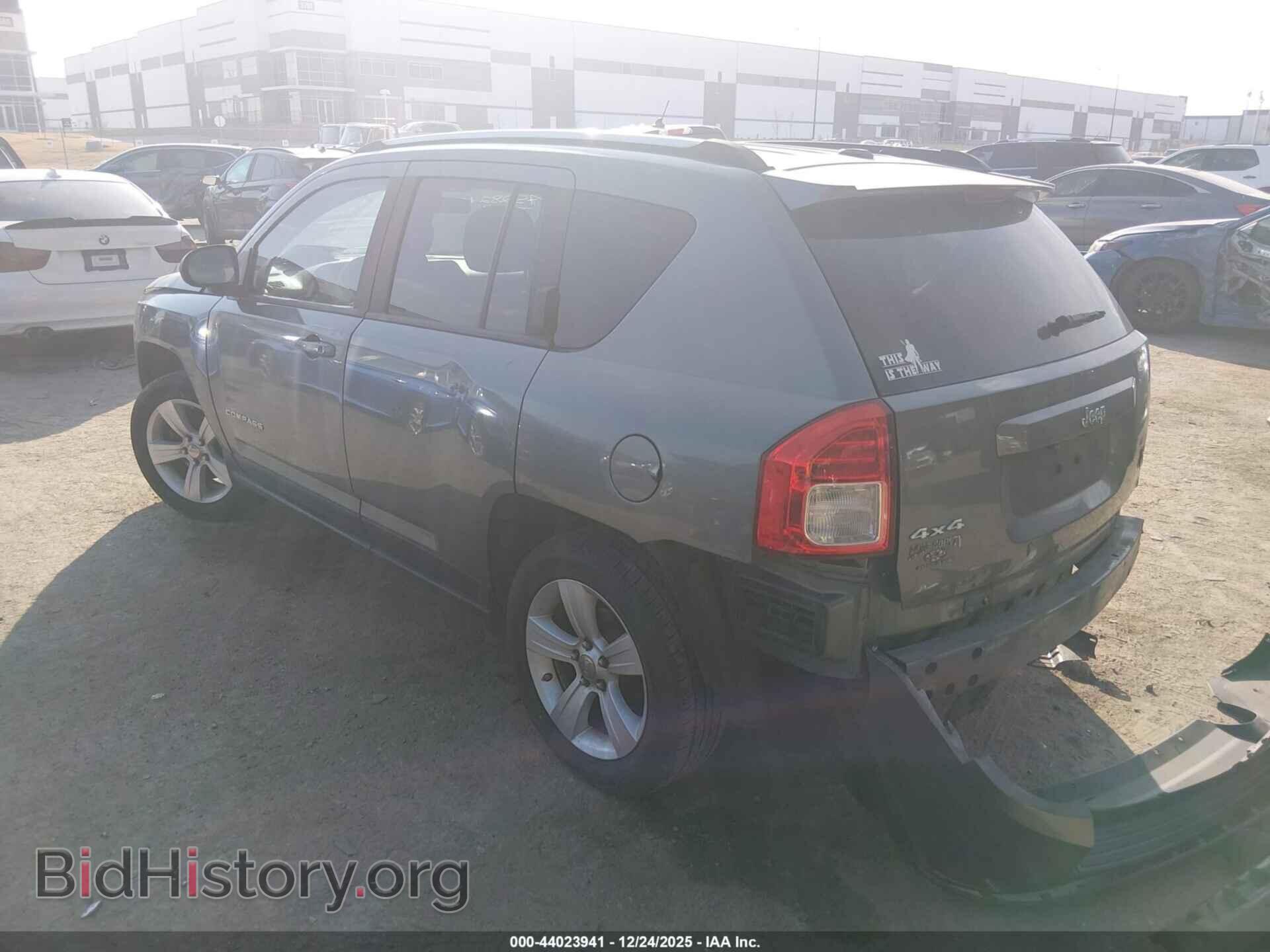 2012 JEEP COMPASS - VIN: 1C4NJDEB6CD568139 - Фото 3