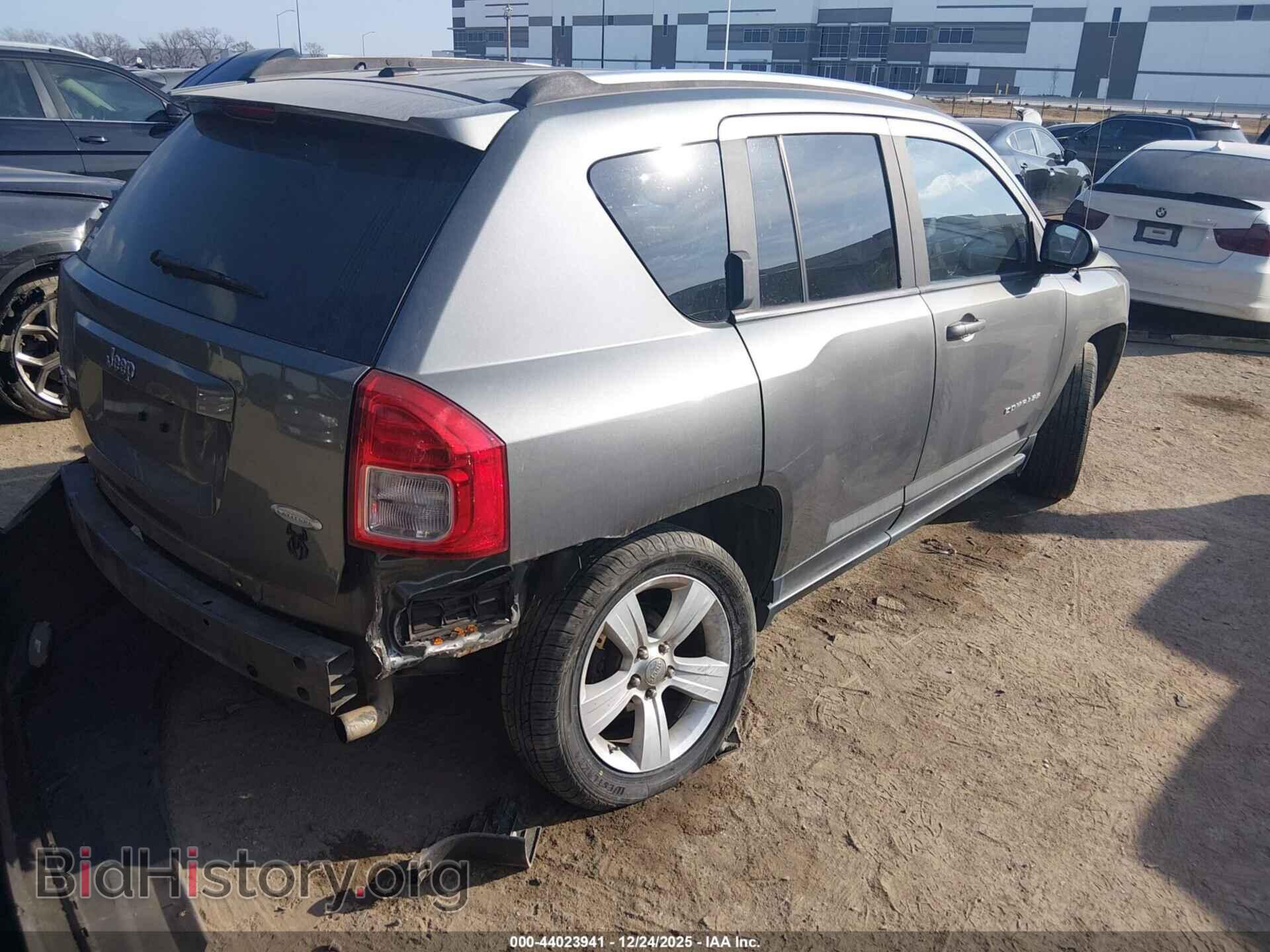 2012 JEEP COMPASS - VIN: 1C4NJDEB6CD568139 - Фото 4
