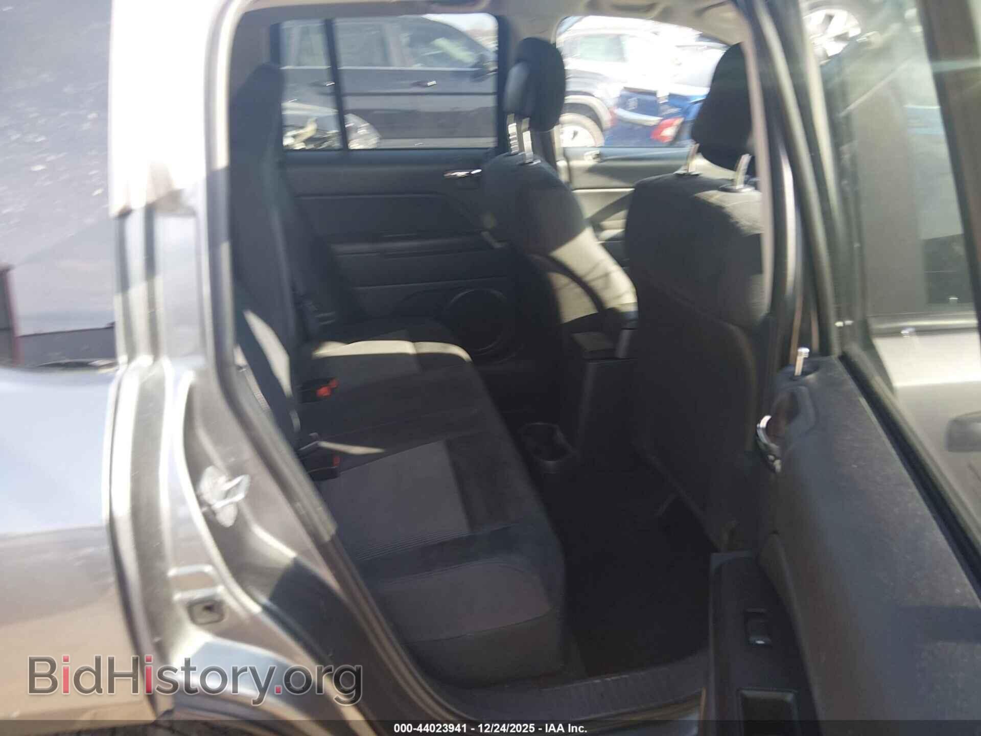 2012 JEEP COMPASS - VIN: 1C4NJDEB6CD568139 - Фото 8
