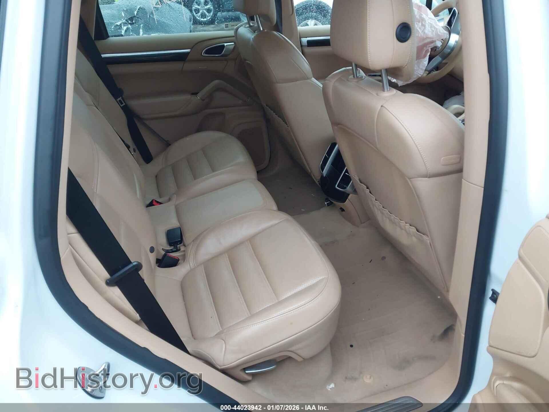 2016 PORSCHE CAYENNE - VIN: WP1AA2A28GKA12343 - Фото 8