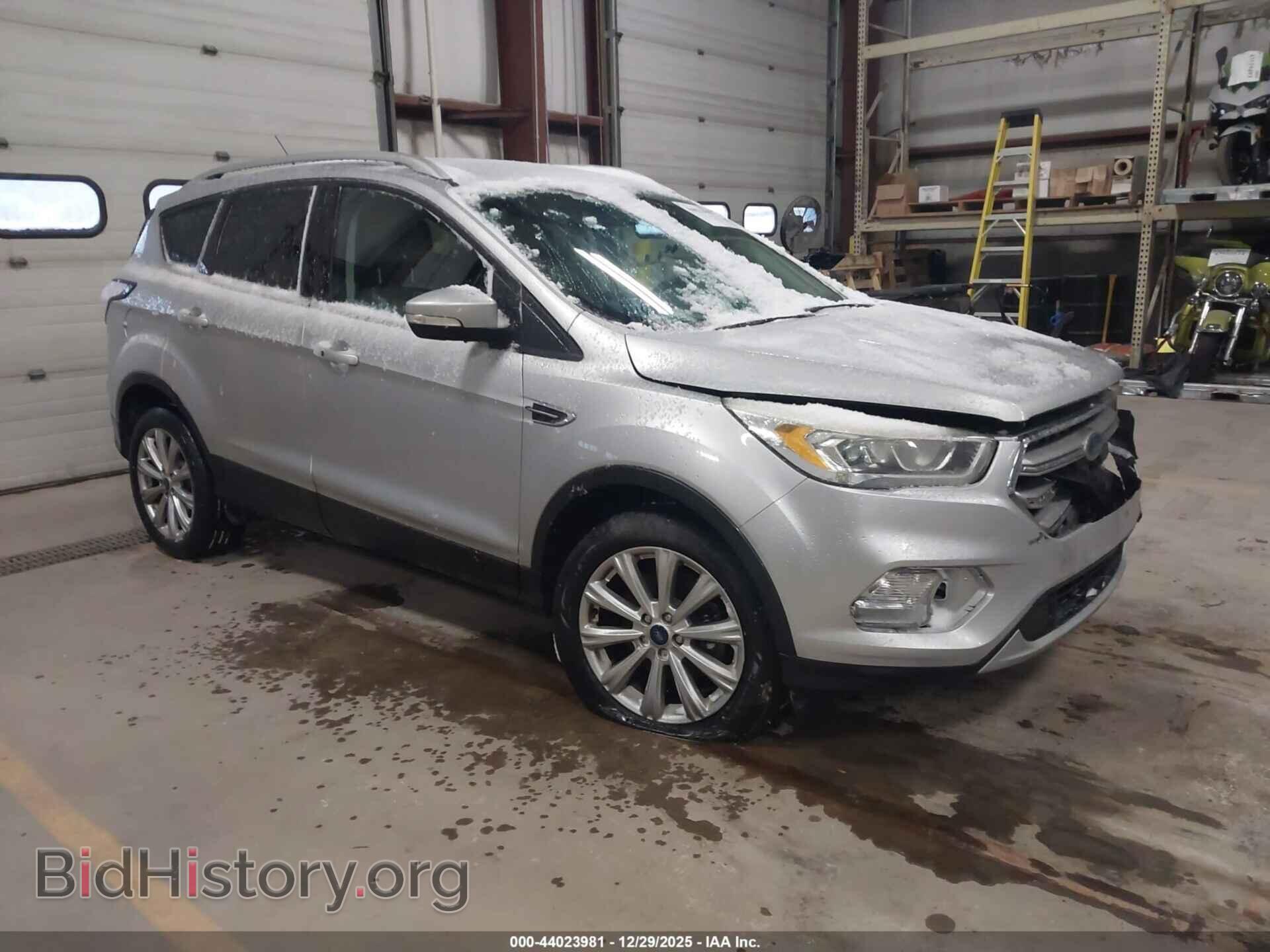Фотография 1FMCU9J99HUB30801 - FORD ESCAPE 2017