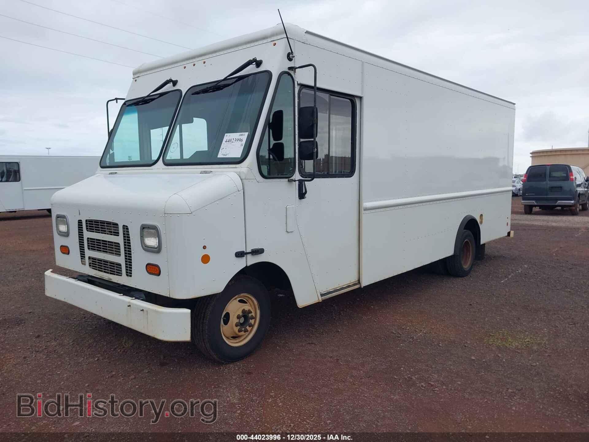 2017 FORD E-350 STRIPPED - VIN: 1FC3E3KS0HDC69859 - Photo 2
