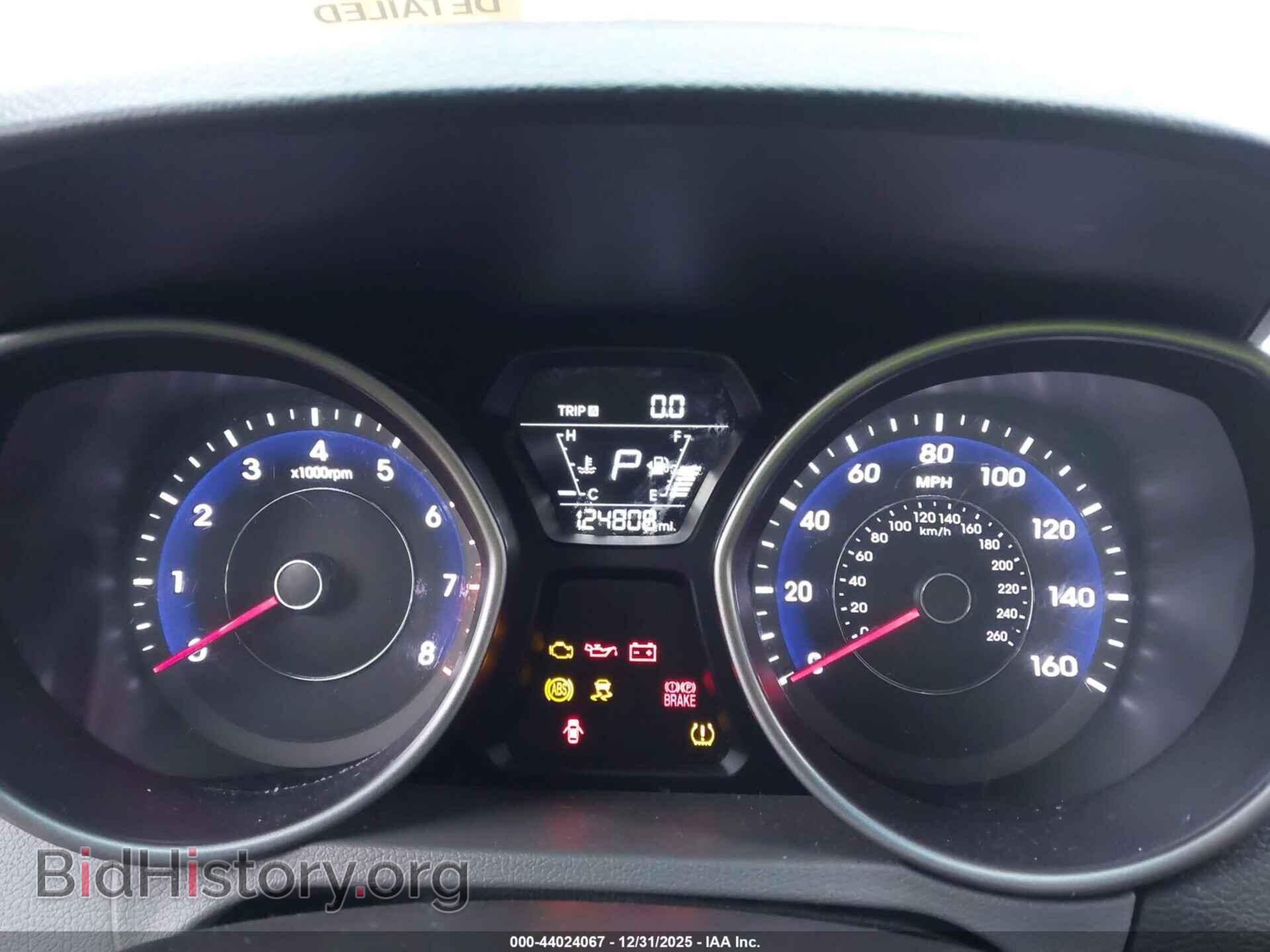 2016 HYUNDAI ELANTRA - VIN: 5NPDH4AE5GH677084 - Фото 7